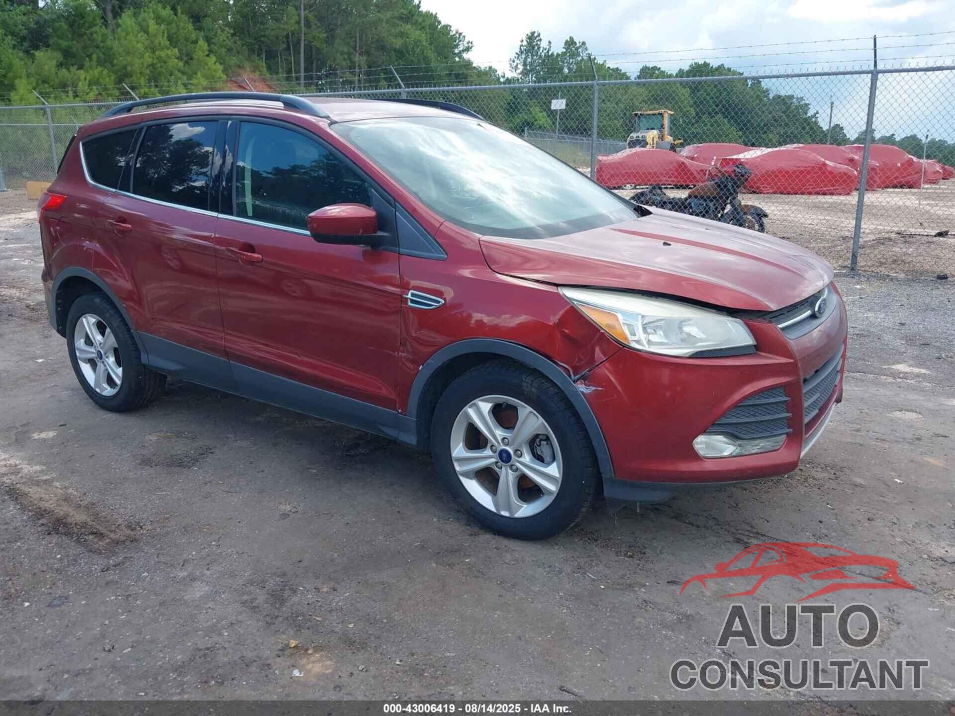 FORD ESCAPE 2015 - 1FMCU0GXXFUC06329