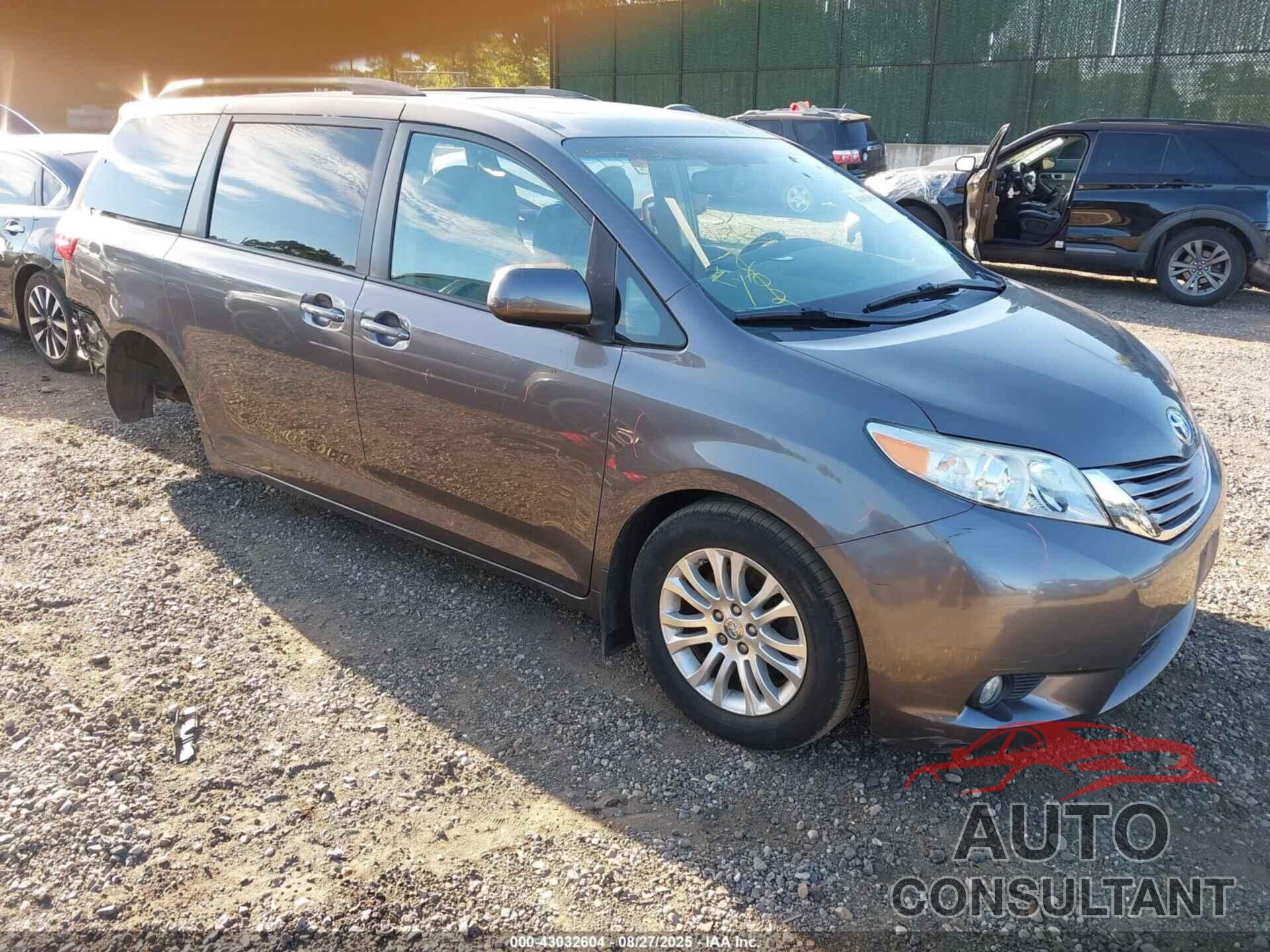 TOYOTA SIENNA 2017 - 5TDYZ3DCXHS784310