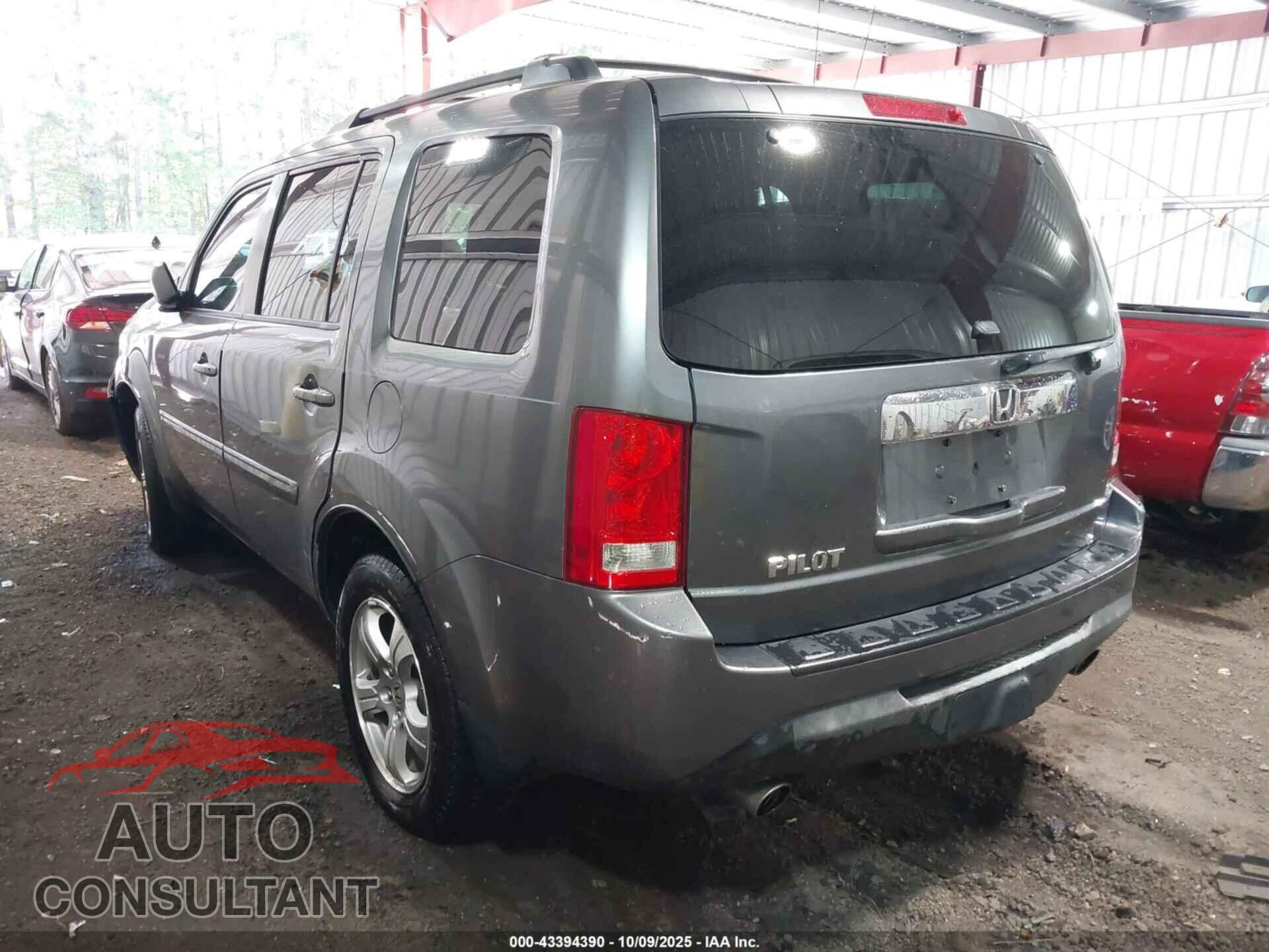 HONDA PILOT 2013 - 5FNYF3H50DB028178