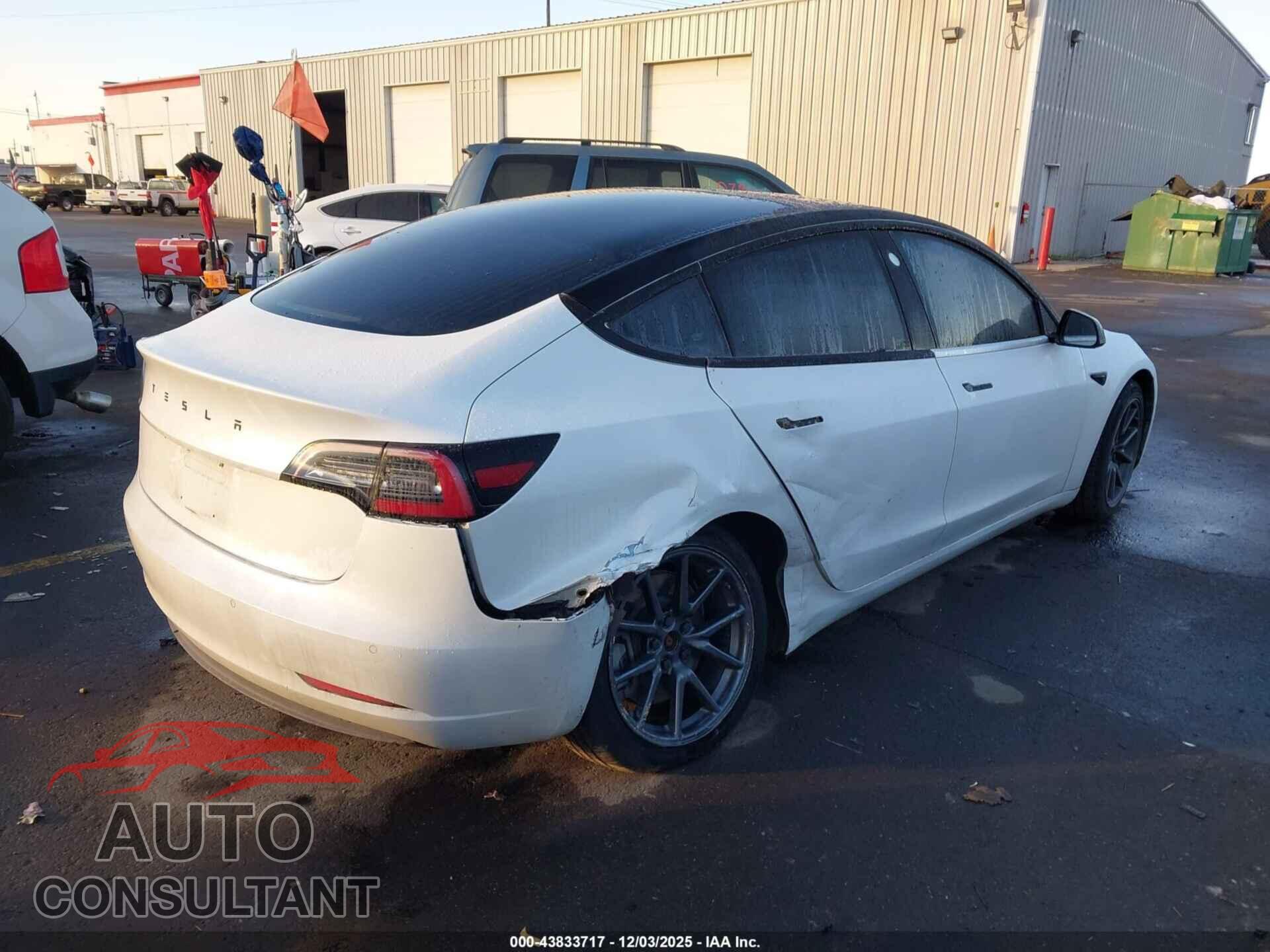 TESLA MODEL 3 2018 - 5YJ3E1EB2JF096652