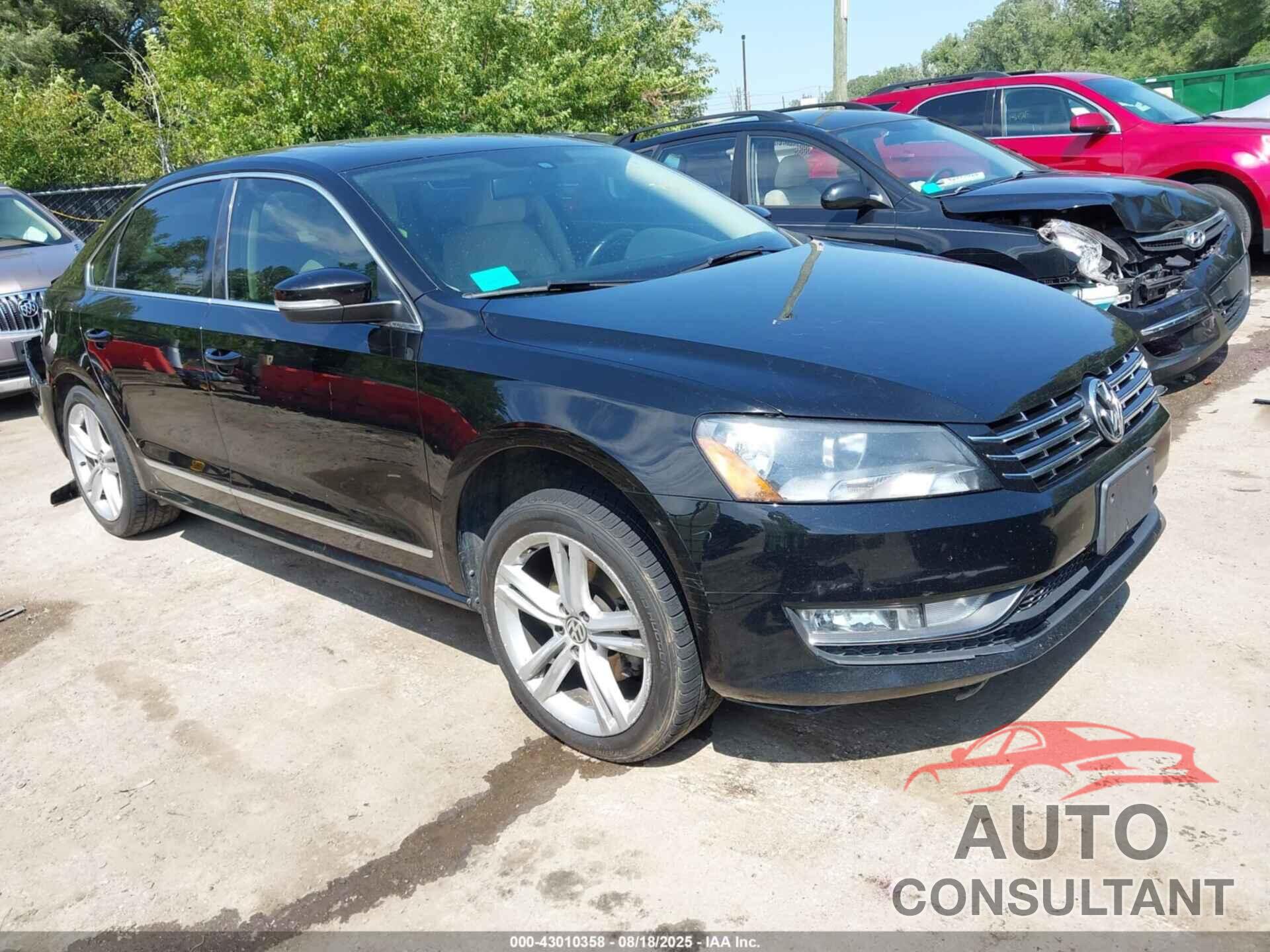 VOLKSWAGEN PASSAT 2015 - 1VWCS7A37FC013115