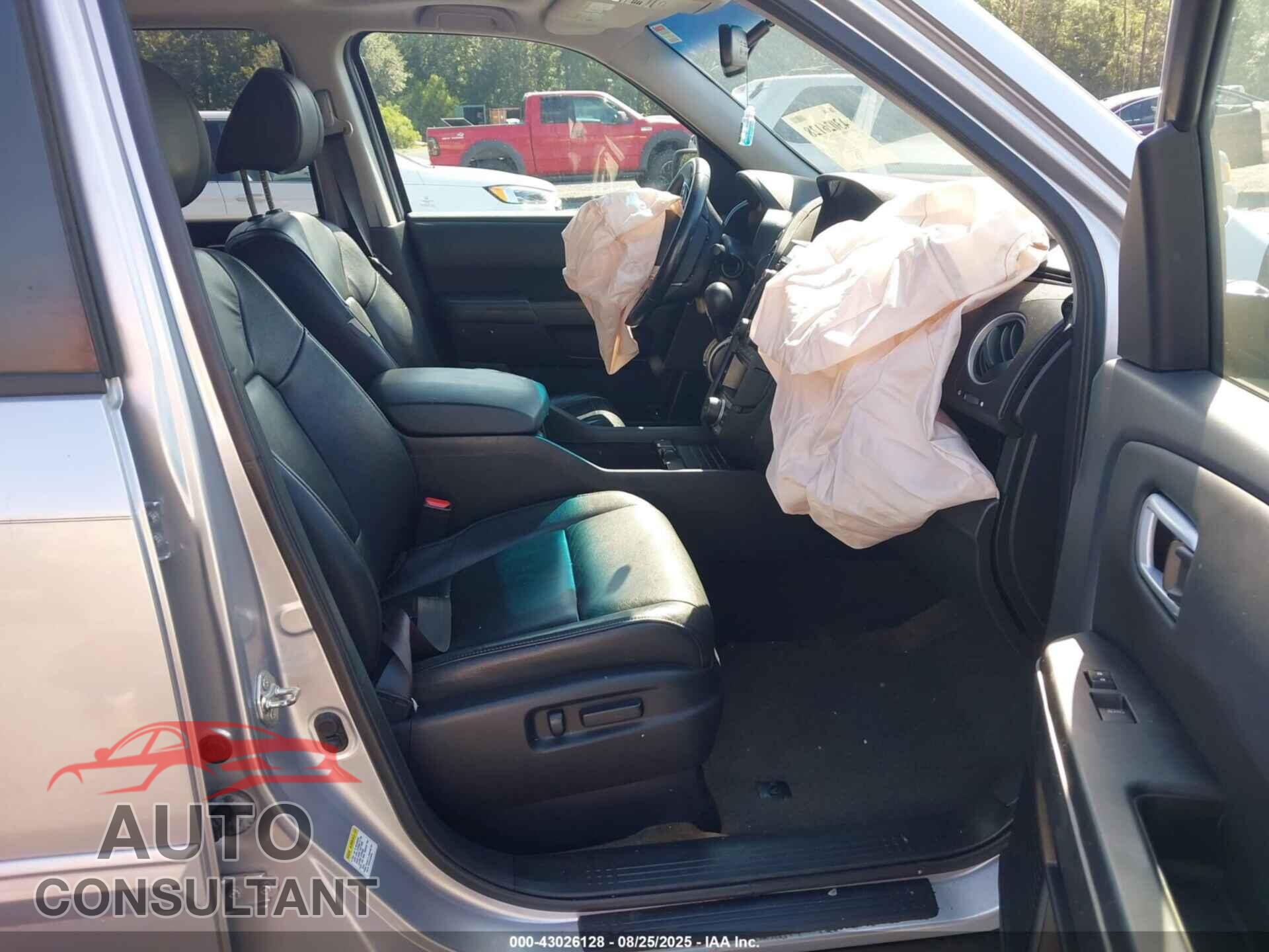 HONDA PILOT 2013 - 5FNYF3H69DB032805