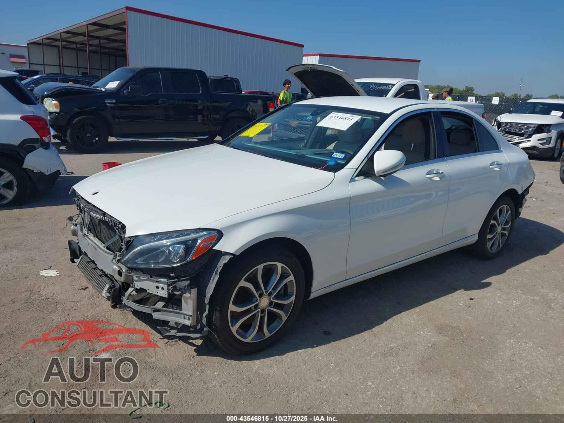MERCEDES-BENZ C 300 2015 - 55SWF4KB3FU018564