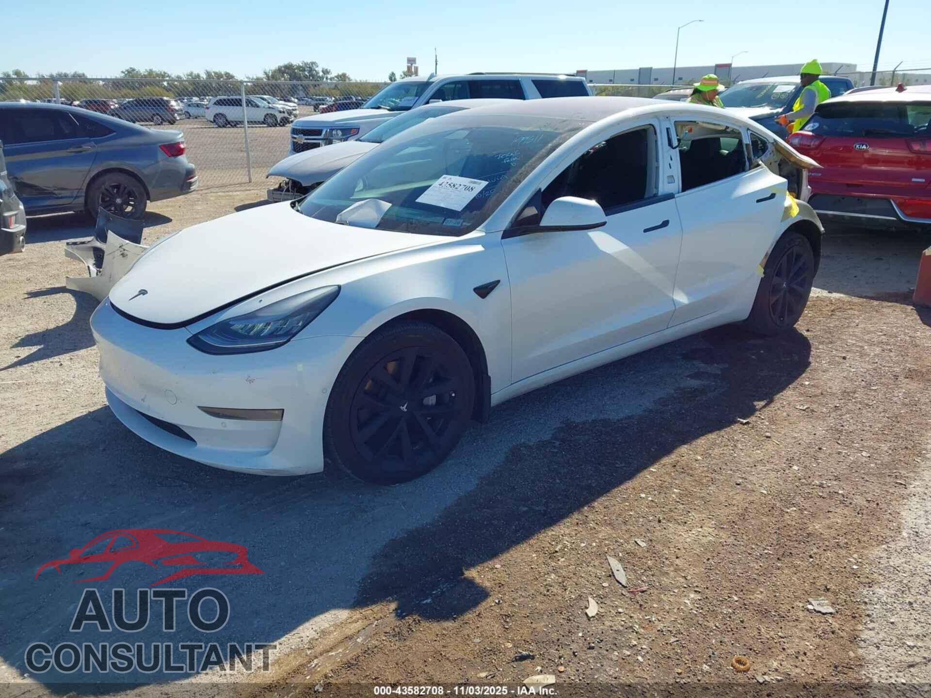 TESLA MODEL 3 2019 - 5YJ3E1EB8KF199611