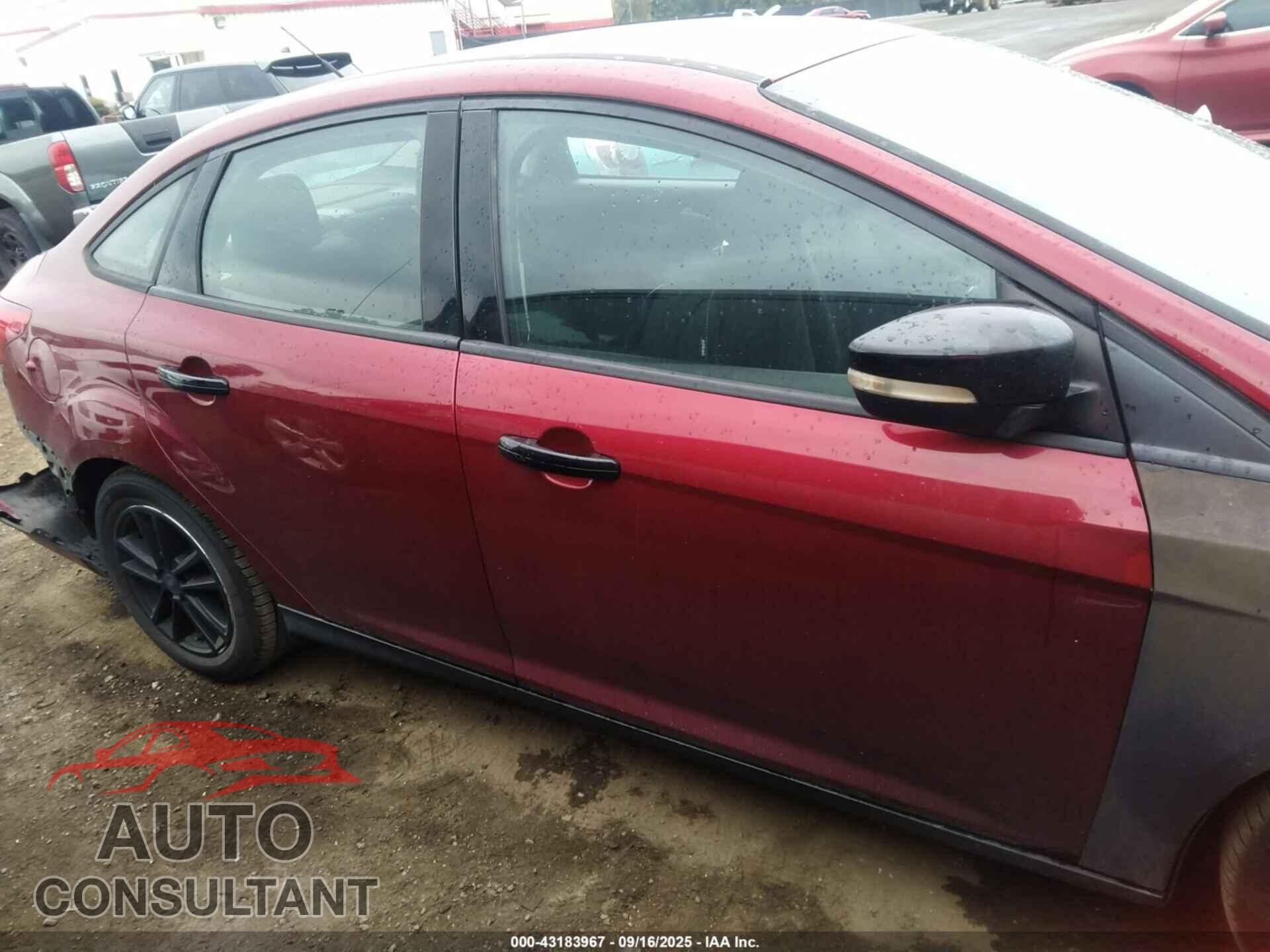FORD FOCUS 2017 - 1FADP3F26HL281132