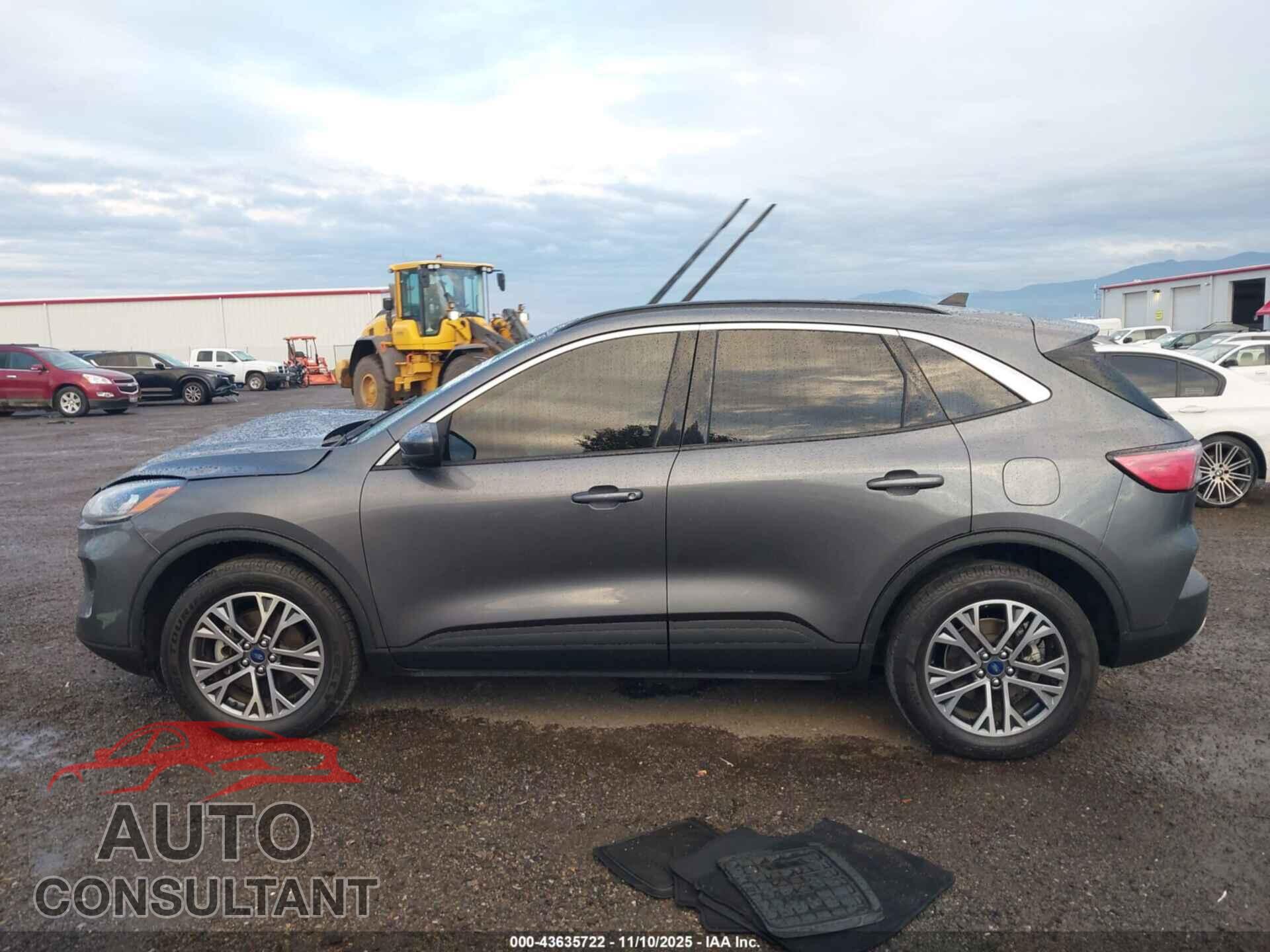 FORD ESCAPE 2021 - 1FMCU9H63MUA52182