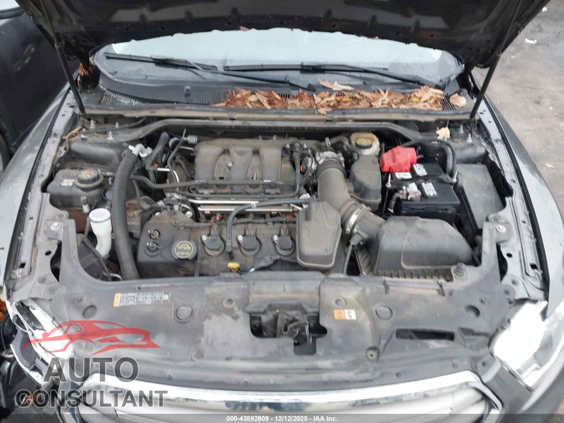 FORD TAURUS 2015 - 1FAHP2E84FG208431