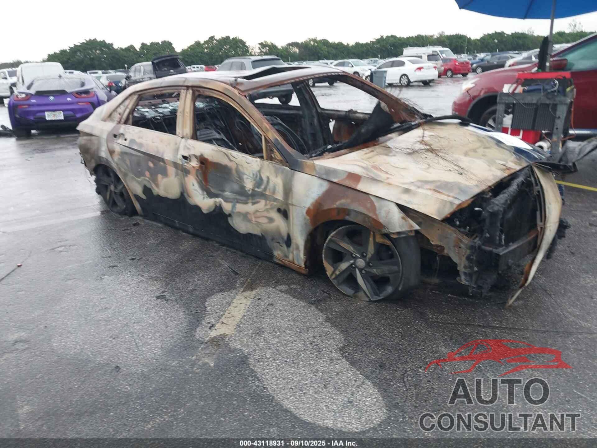 HYUNDAI ELANTRA 2021 - KMHLN4AG6MU180340