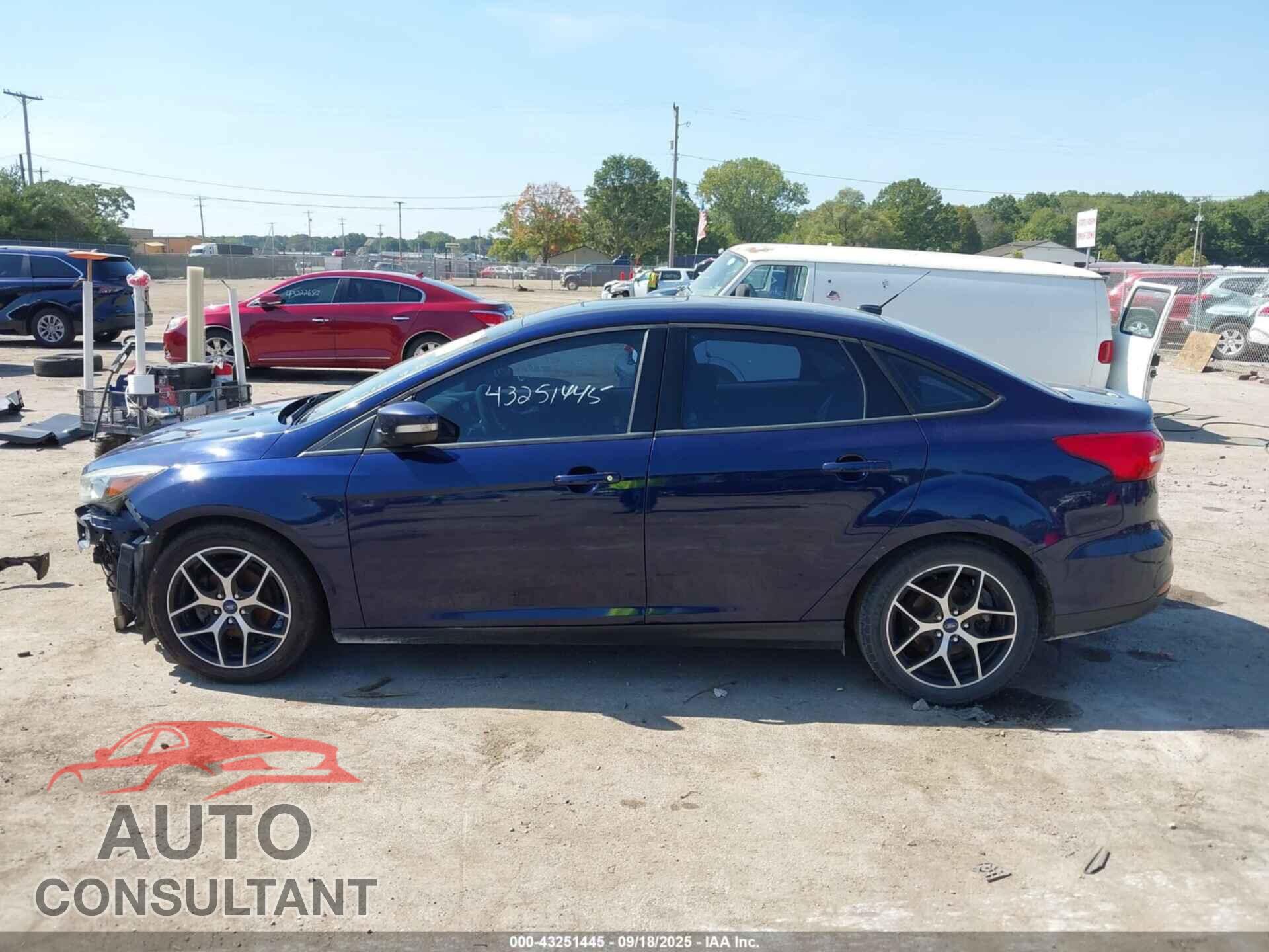 FORD FOCUS 2017 - 1FADP3H24HL302430