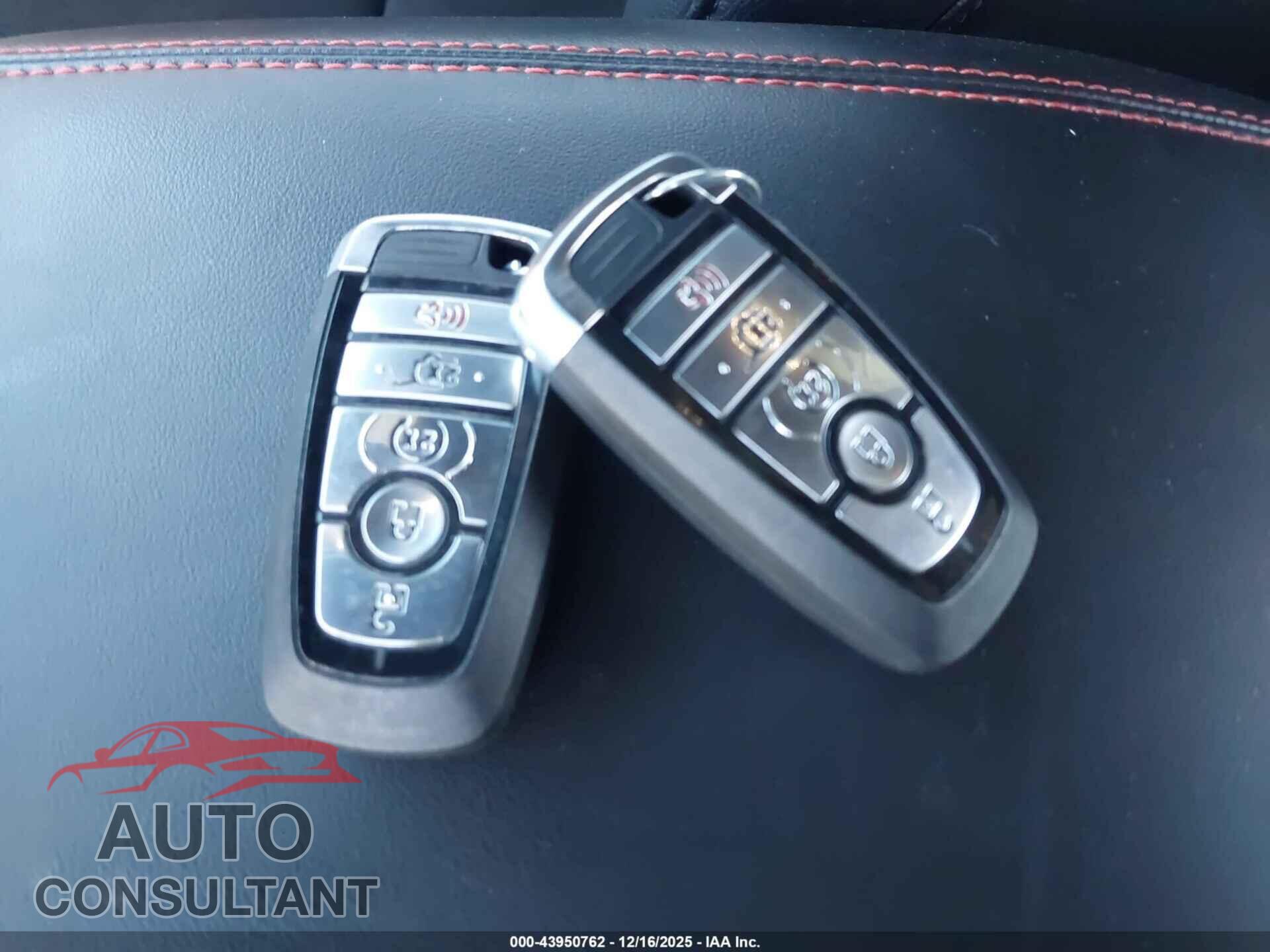 FORD EXPLORER 2023 - 1FMSK7KH2PGB22239