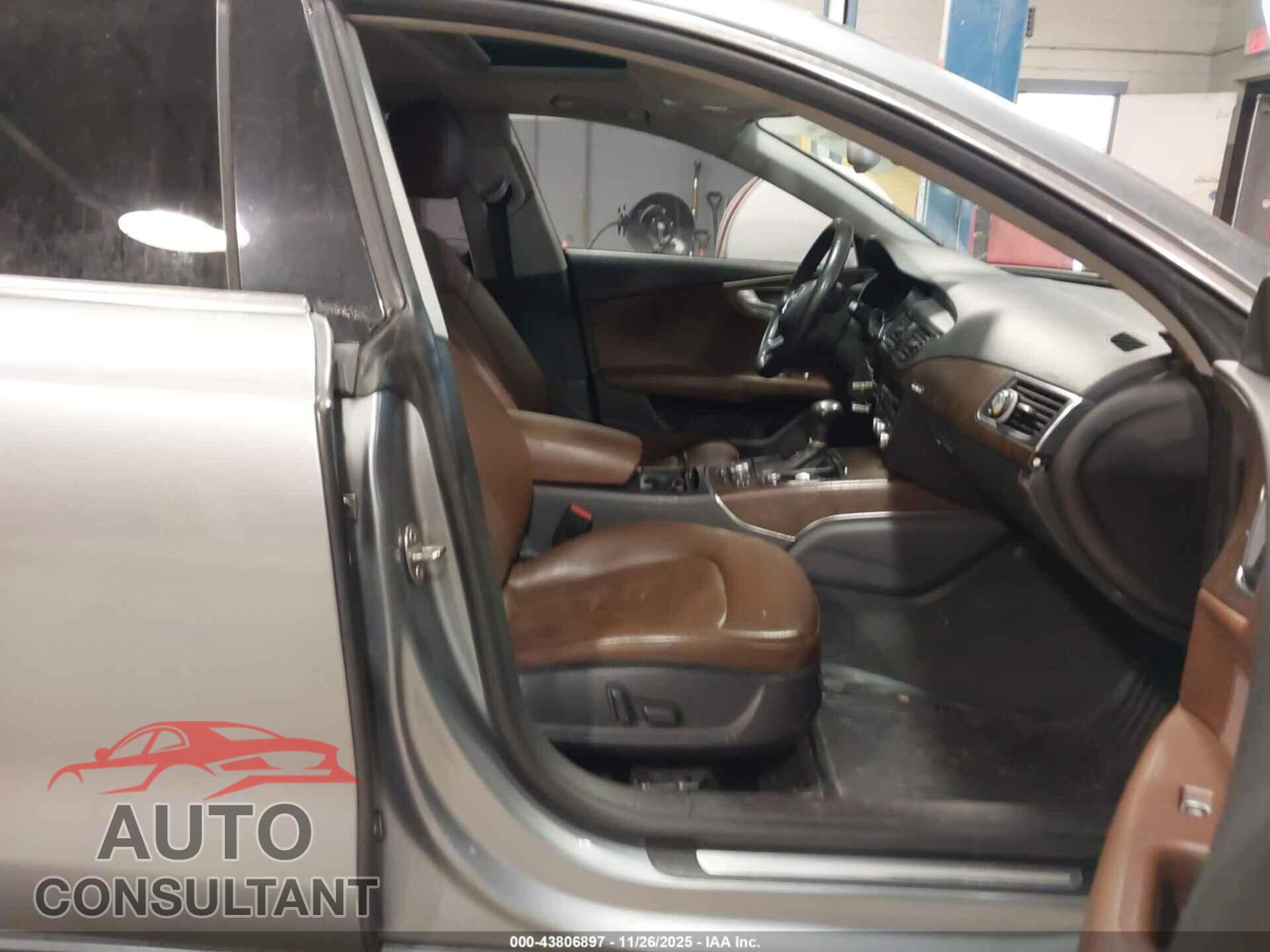 AUDI A7 2013 - WAUYGAFC8DN057817