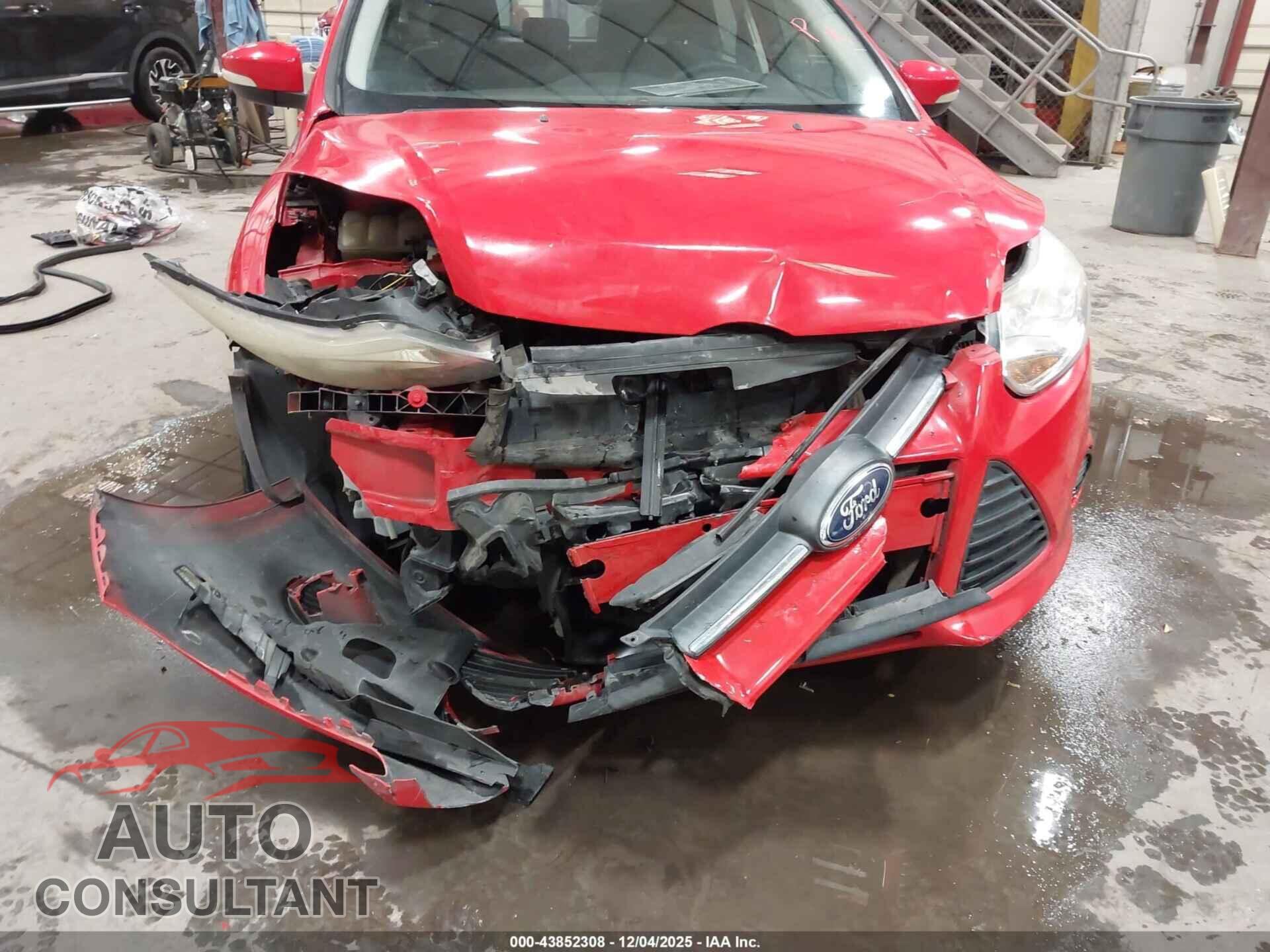 FORD FOCUS 2014 - 1FADP3K22EL237209