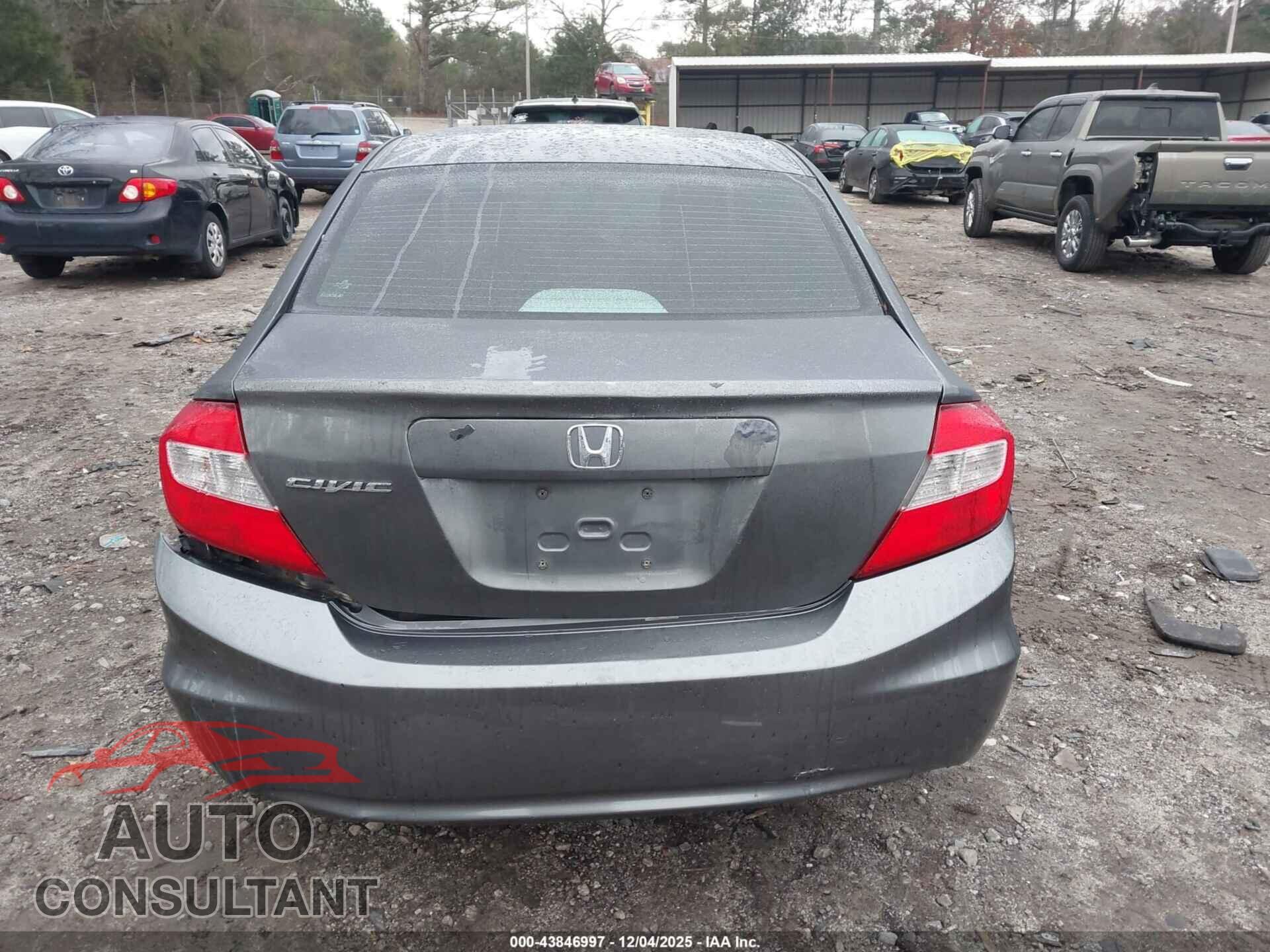 HONDA CIVIC 2012 - 2HGFB2F58CH303354
