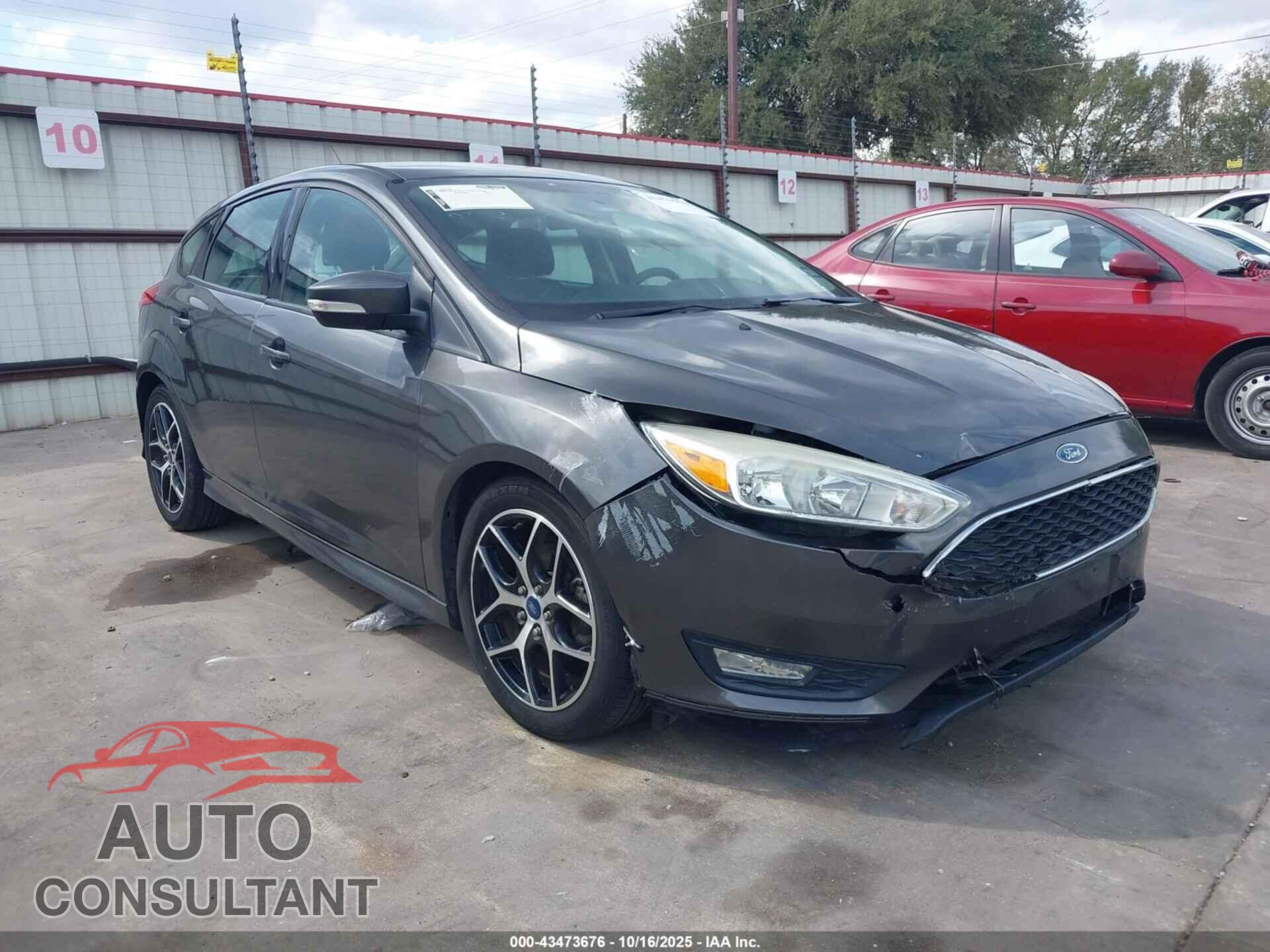 FORD FOCUS 2015 - 1FADP3K27FL221301