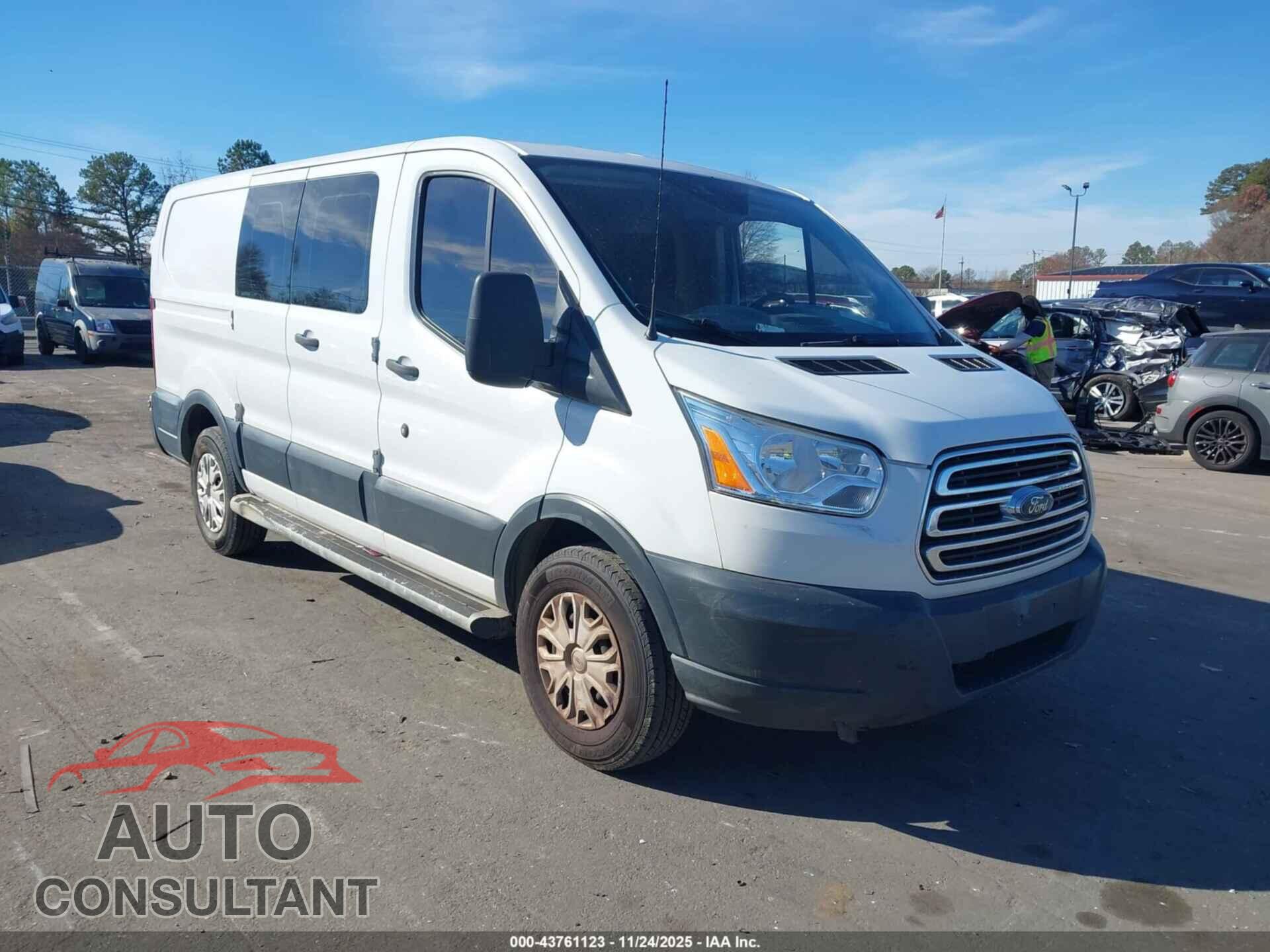 FORD TRANSIT-250 2017 - 1FTYR1ZM3HKB09587