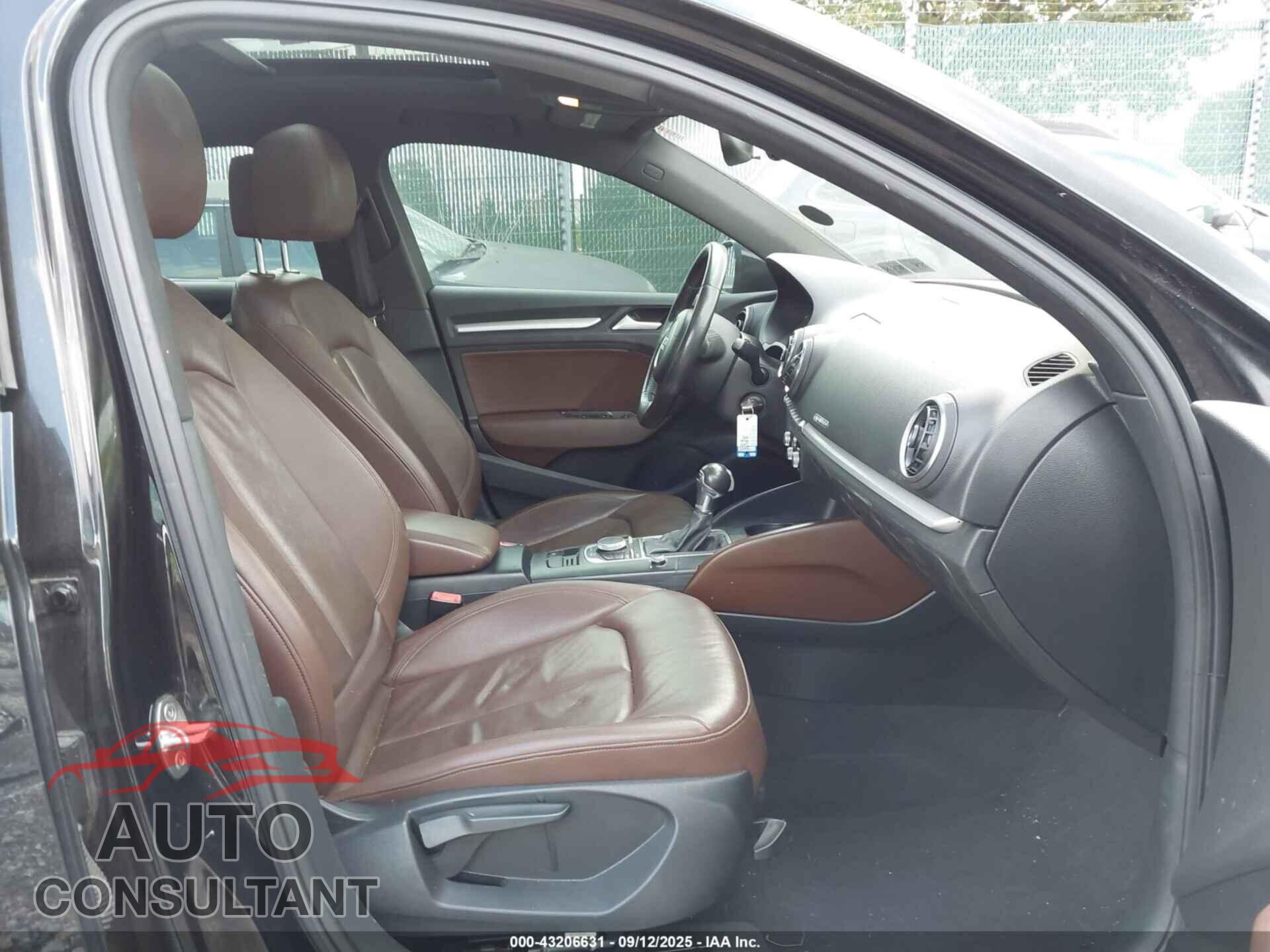AUDI A3 2015 - WAUBFGFF8F1076108