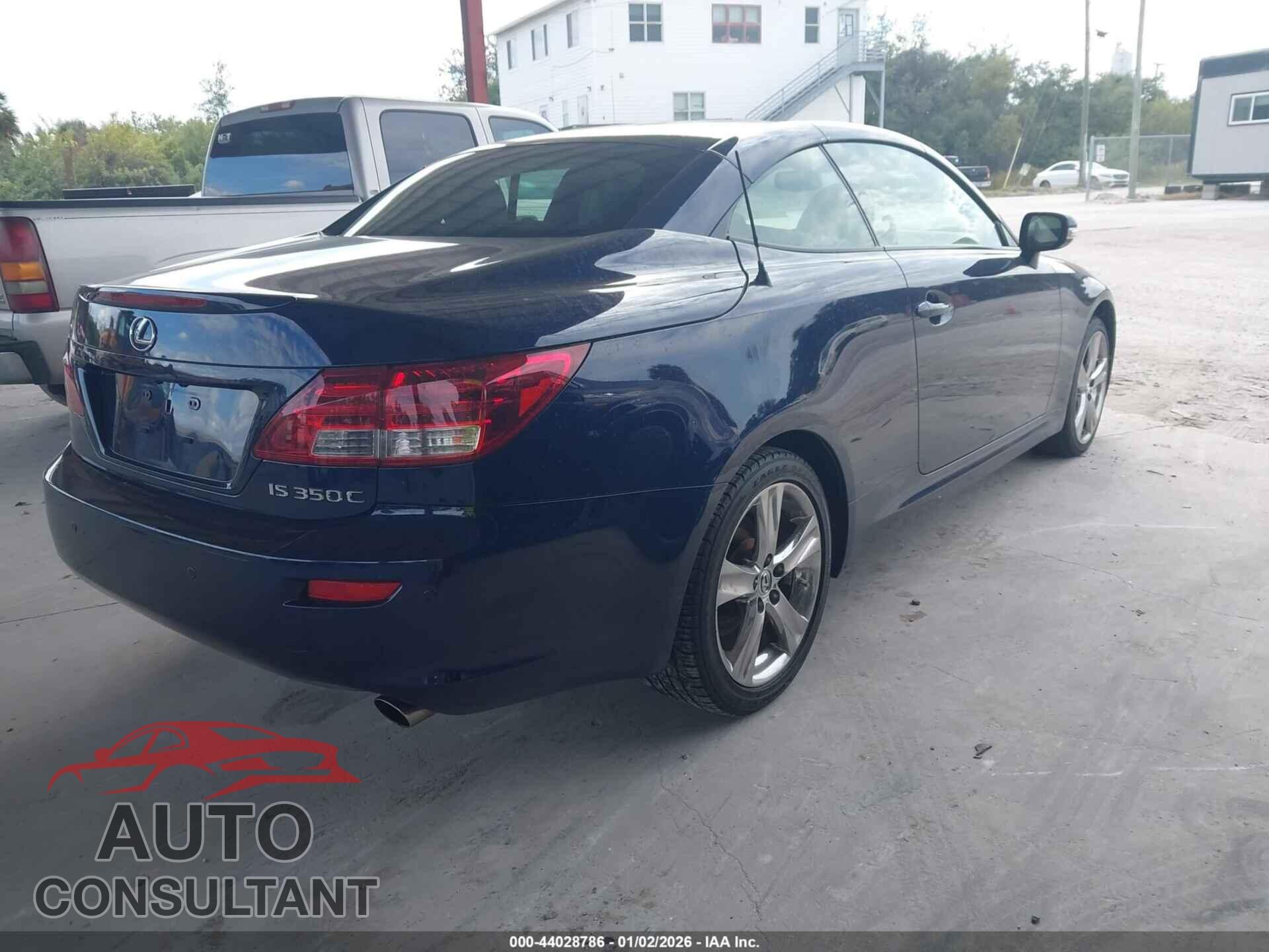 LEXUS IS 350C 2012 - JTHFE2C26C2508159