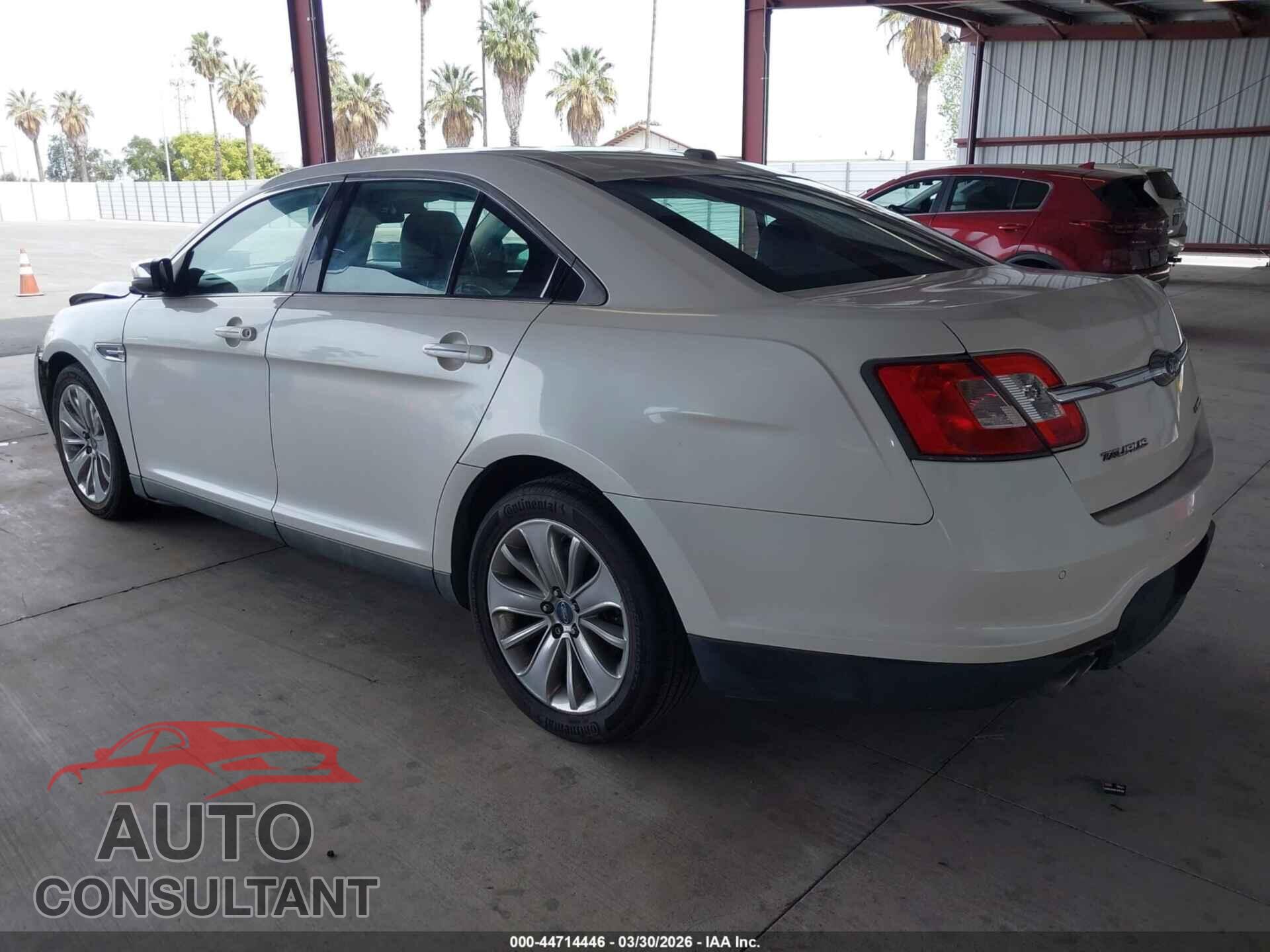 FORD TAURUS 2011 - 1FAHP2FW5BG172868