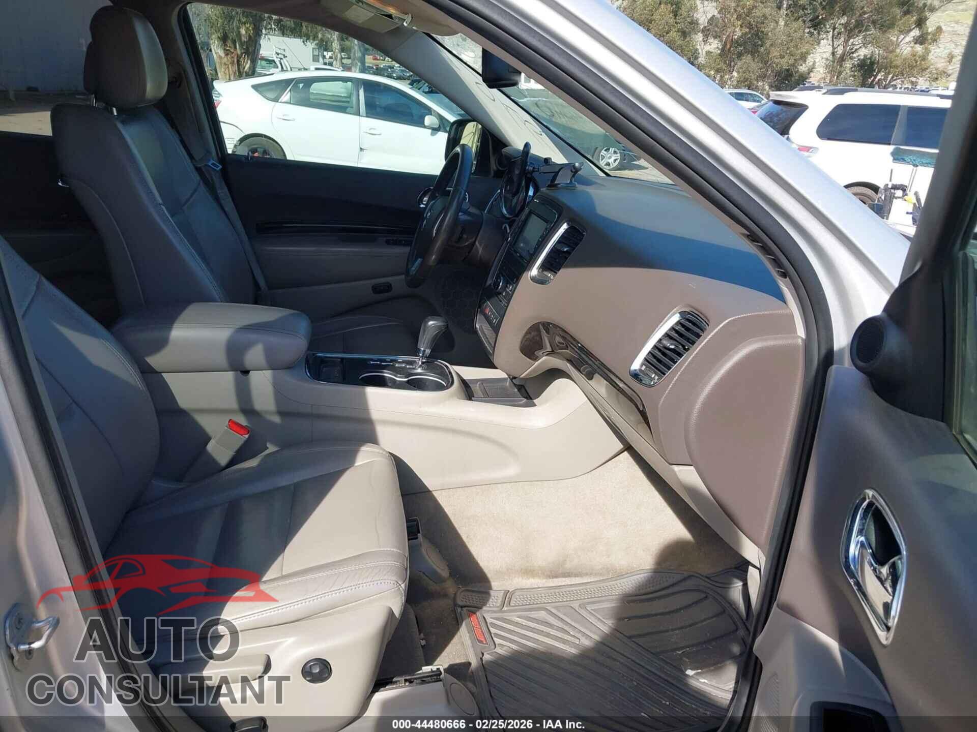 DODGE DURANGO 2011 - 1D4RD4GGXBC660900