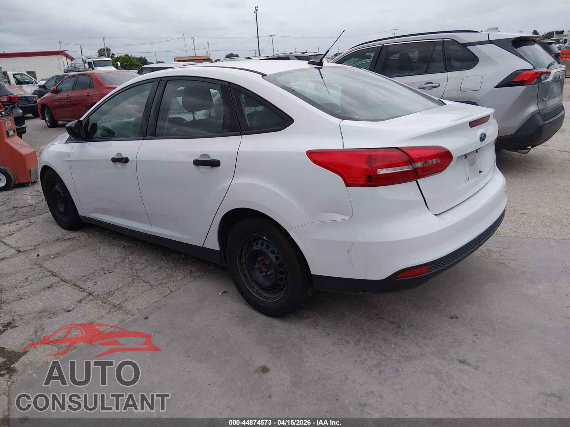 FORD FOCUS 2017 - 1FADP3E21HL211474