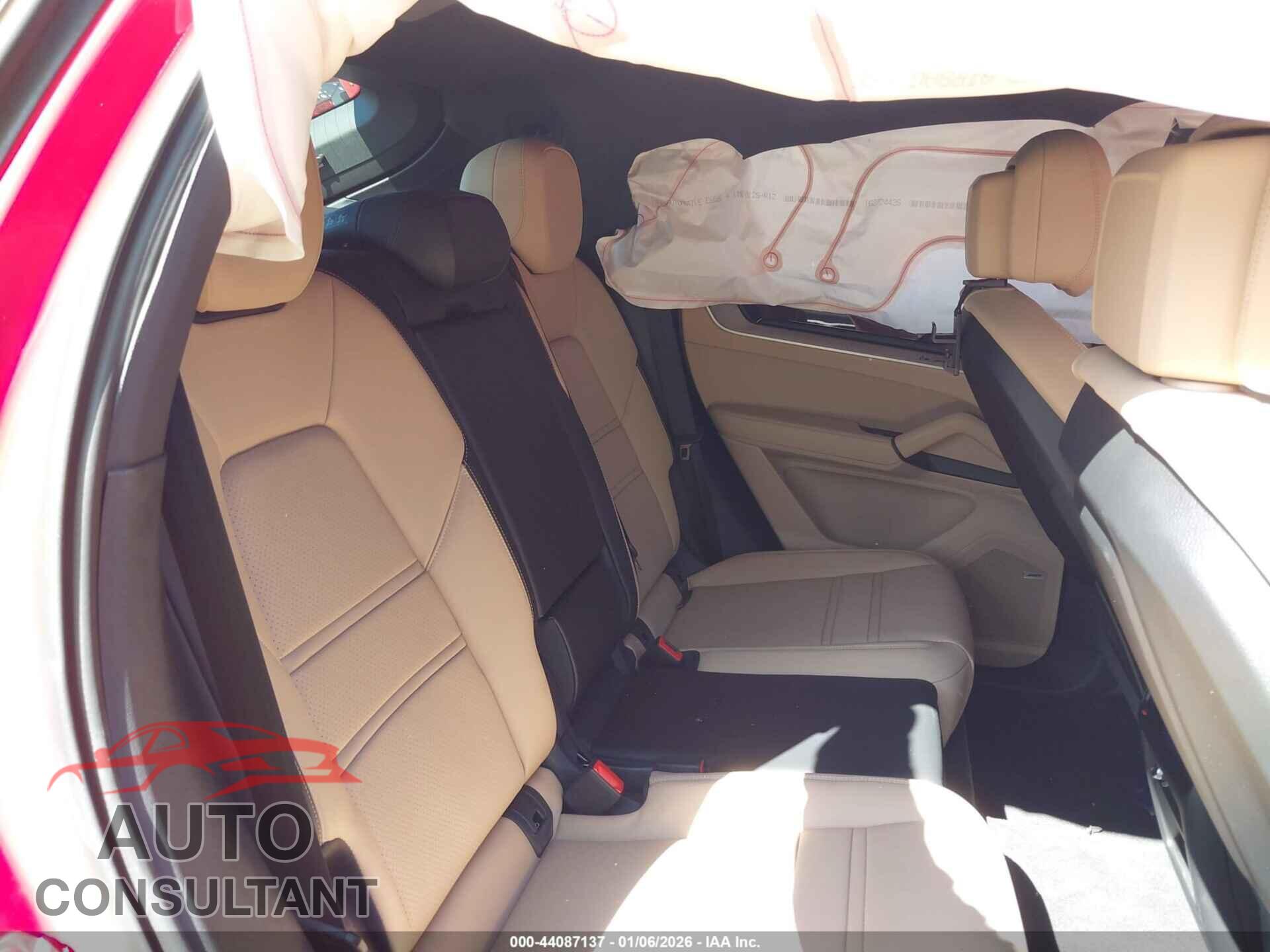 PORSCHE CAYENNE 2025 - WP1BA2AY3SDA29184