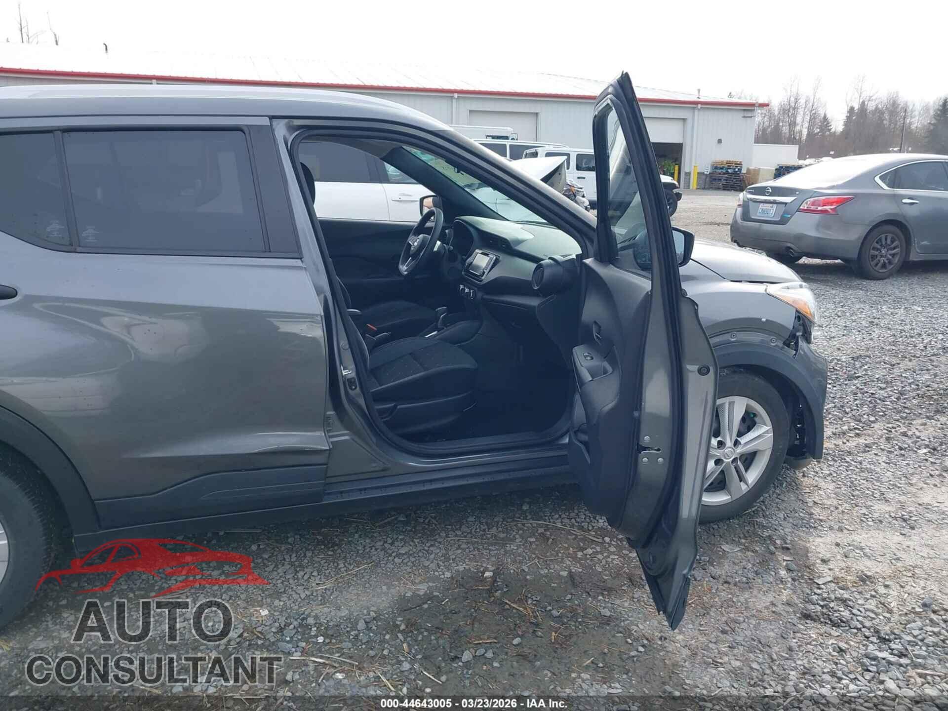NISSAN KICKS 2019 - 3N1CP5CU3KL544232