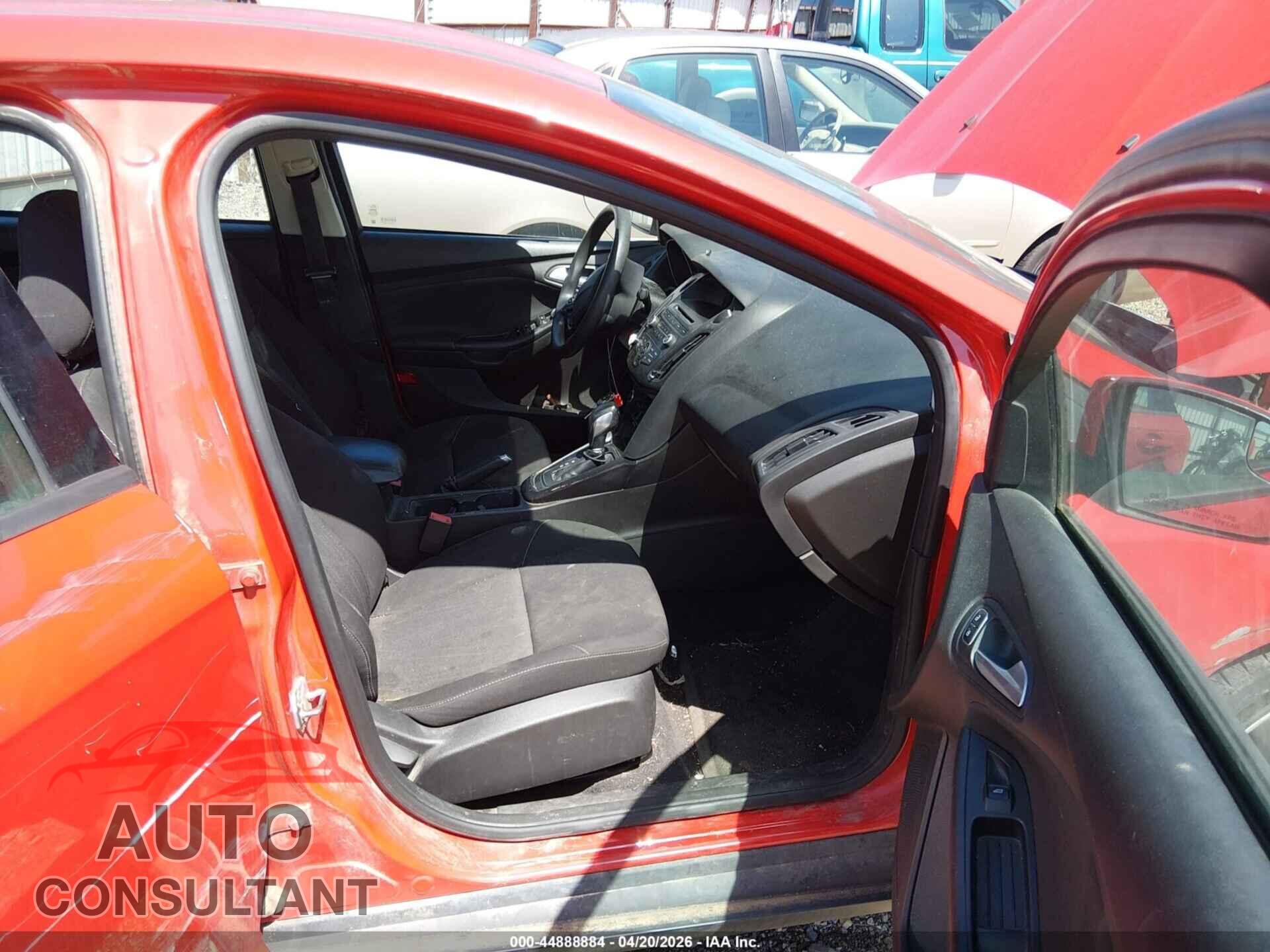 FORD FOCUS 2017 - 1FADP3FEXHL303613