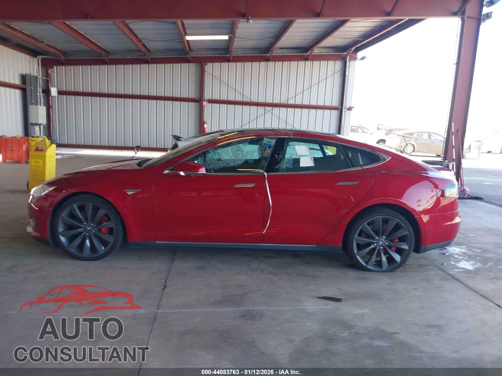TESLA MODEL S 2015 - 5YJSA1H45FF088508