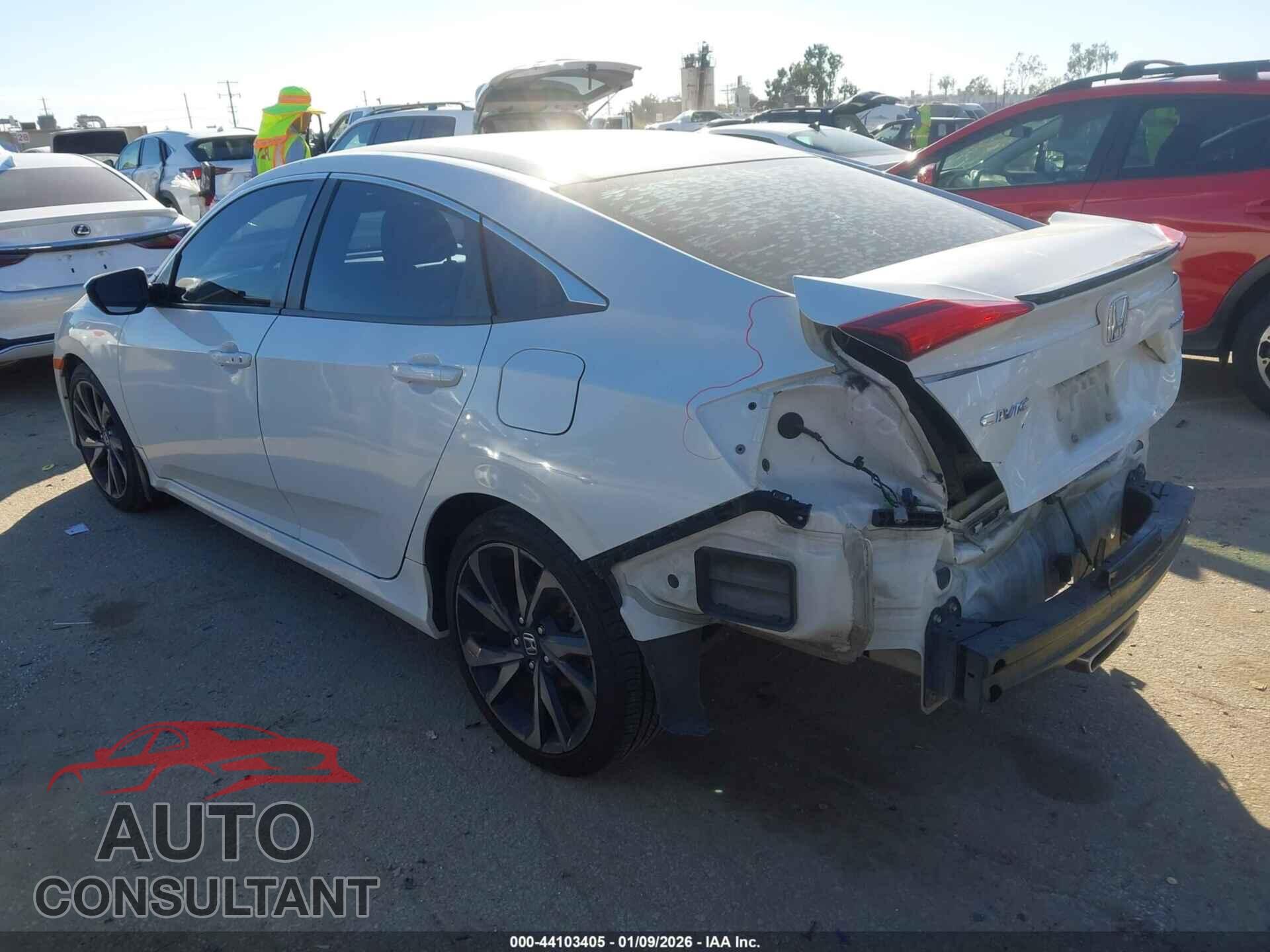 HONDA CIVIC 2019 - 2HGFC2F8XKH575149