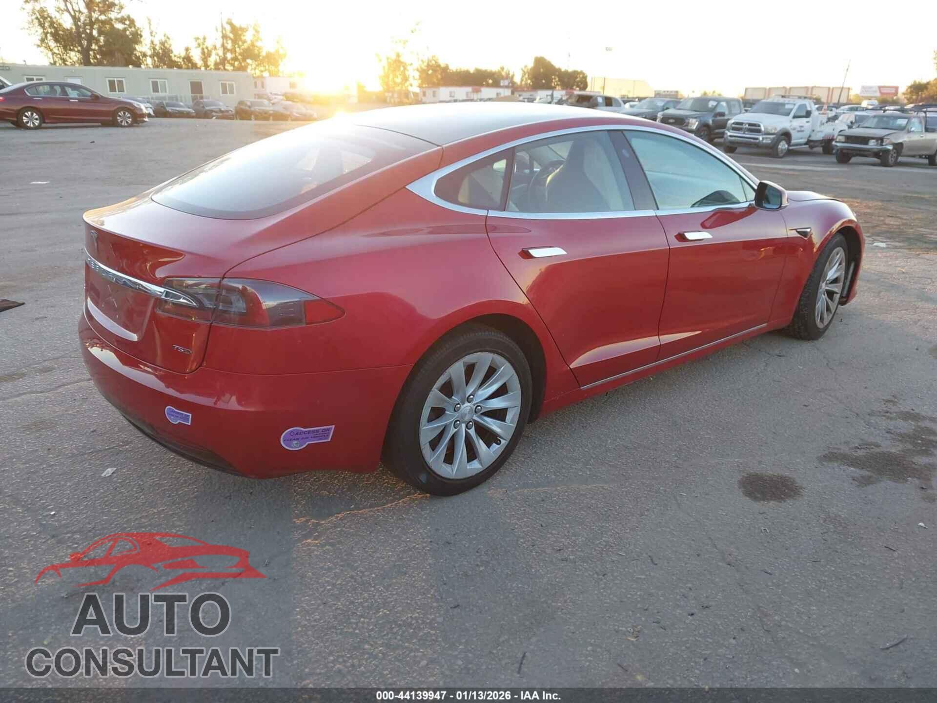 TESLA MODEL S 2017 - 5YJSA1E28HF232624