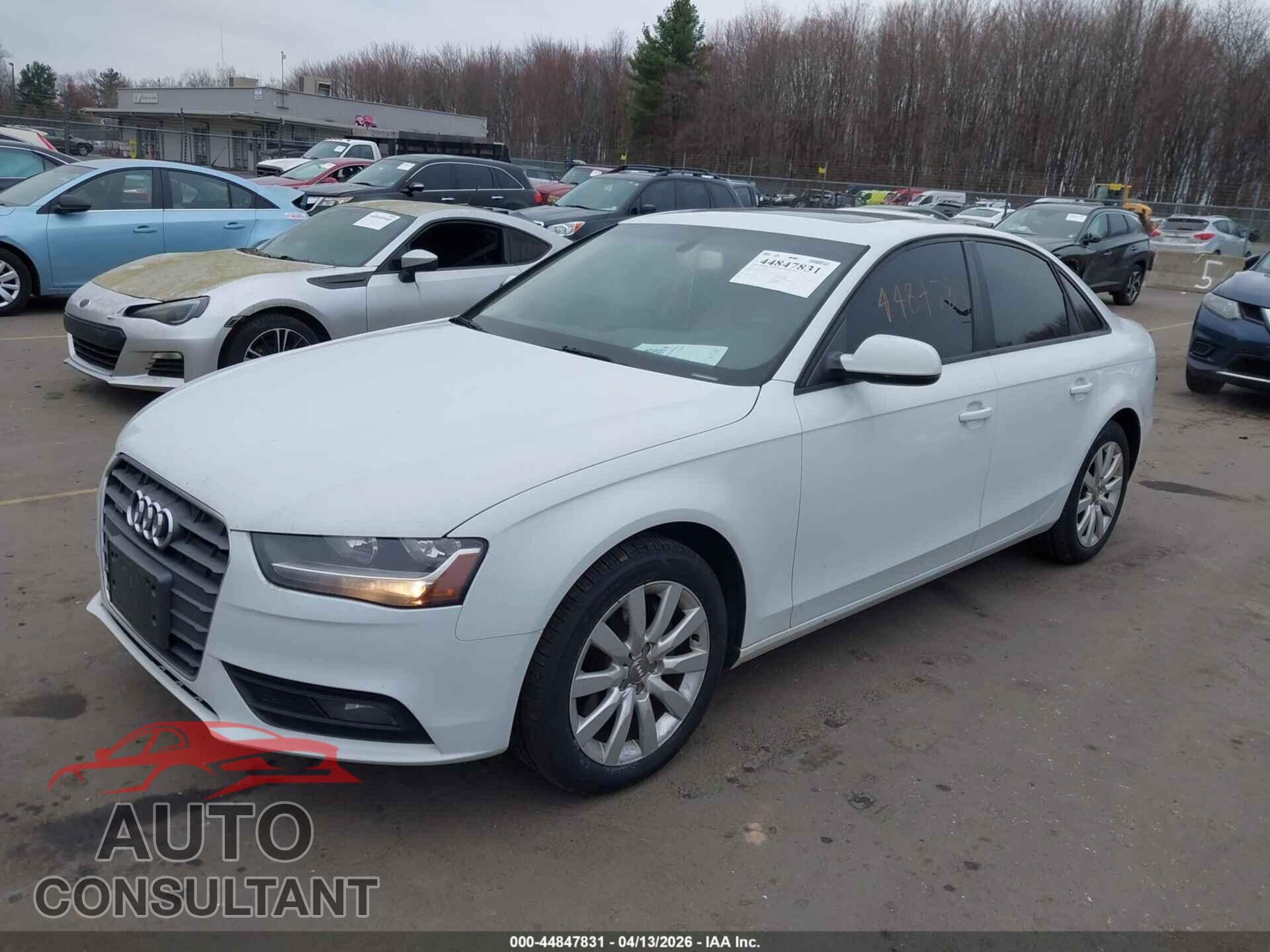 AUDI A4 2013 - WAUBFAFL7DN008388
