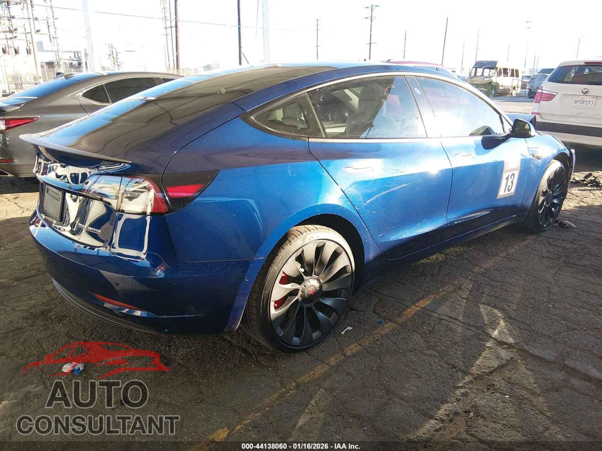 TESLA MODEL 3 2022 - 5YJ3E1EC6NF279051