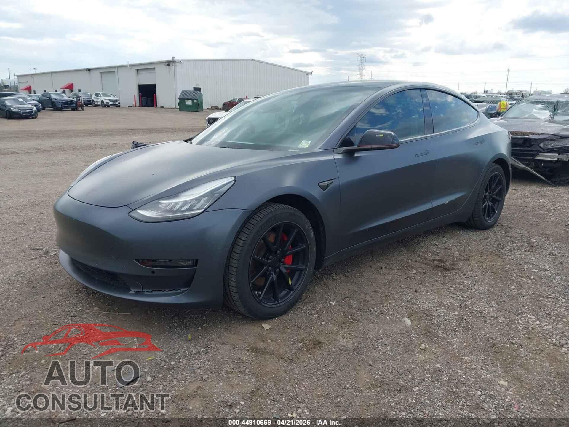 TESLA MODEL 3 2019 - 5YJ3E1EB0KF520685
