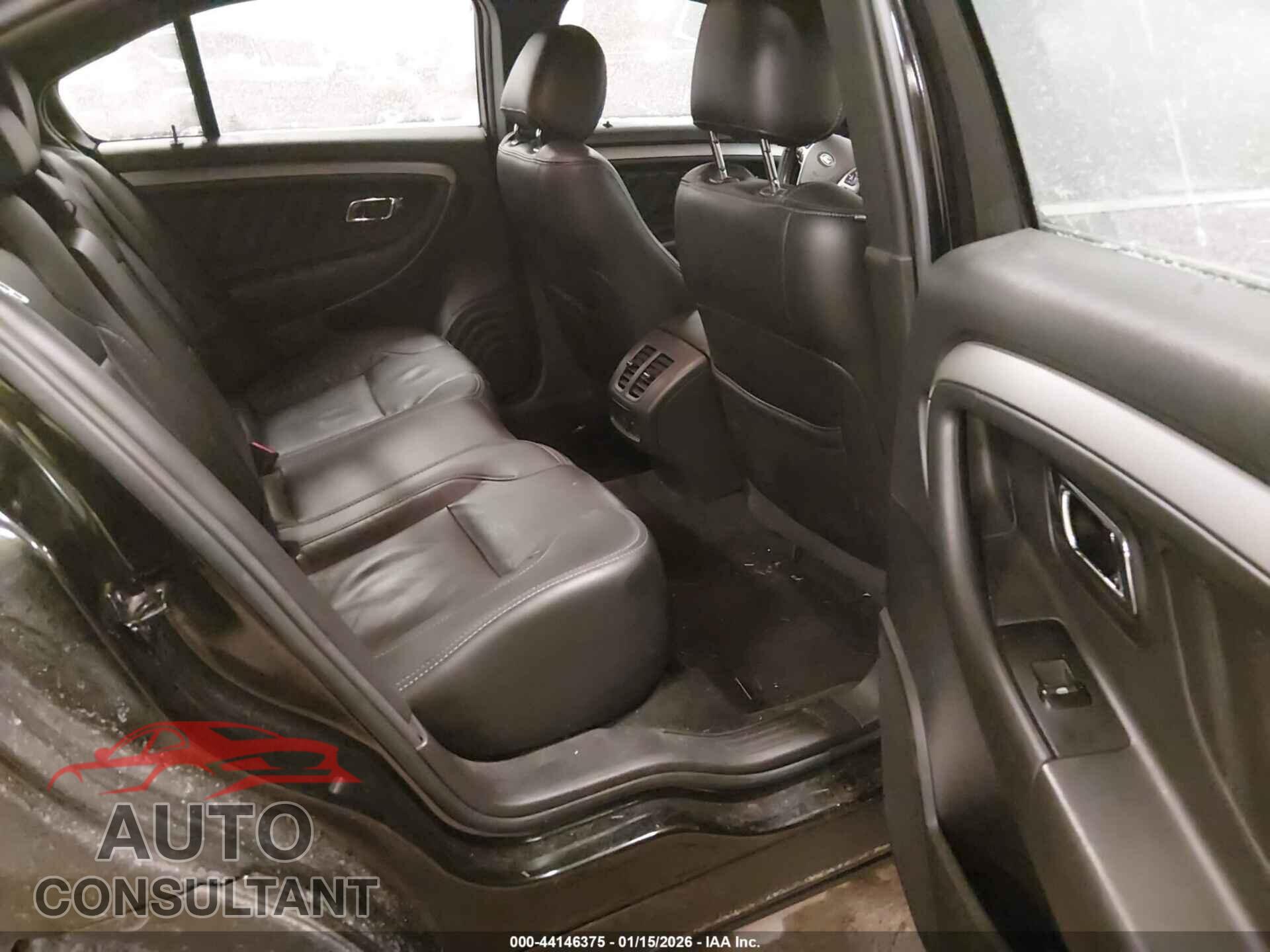 FORD TAURUS 2014 - 1FAHP2E84EG137164