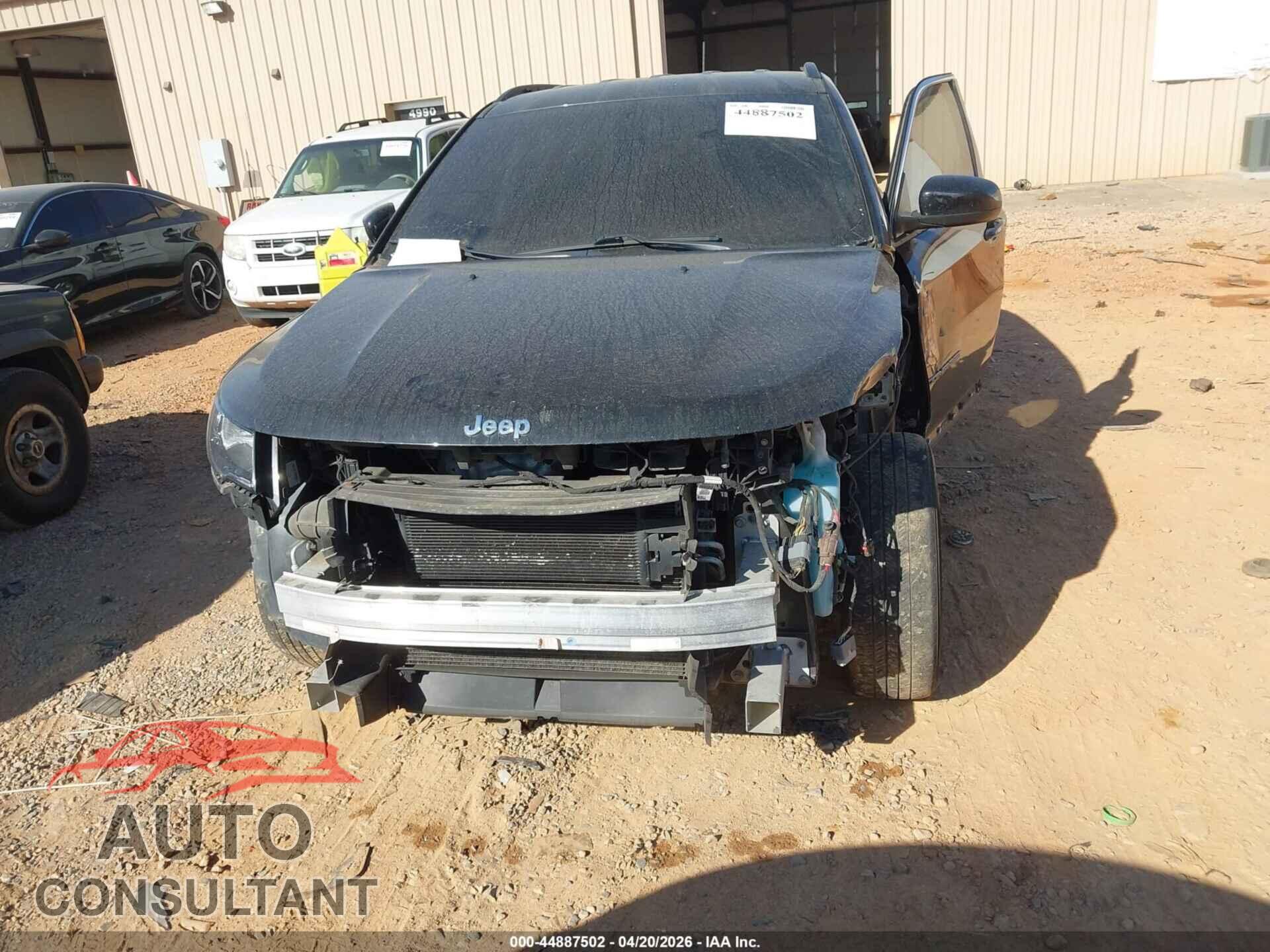 JEEP COMPASS 2018 - 3C4NJDBB6JT162647
