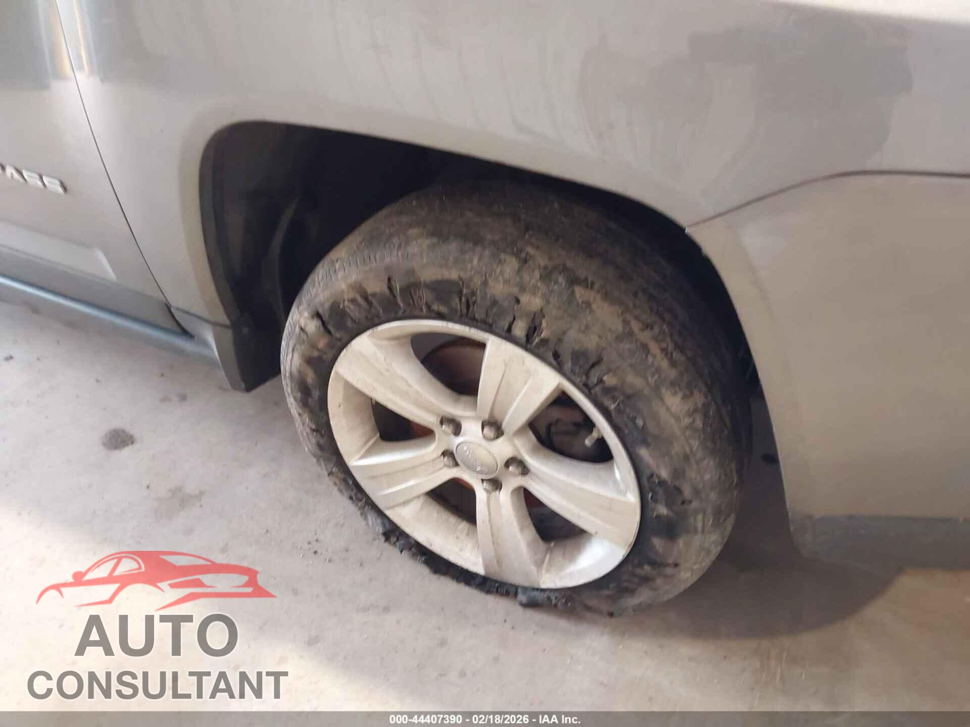 JEEP COMPASS 2013 - 1C4NJDEB2DD101432