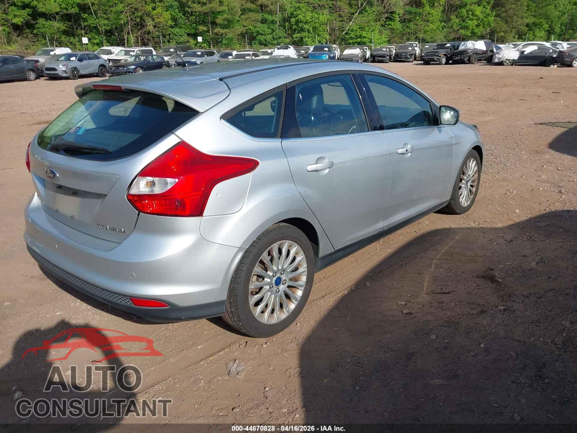 FORD FOCUS 2012 - 1FAHP3N20CL172094