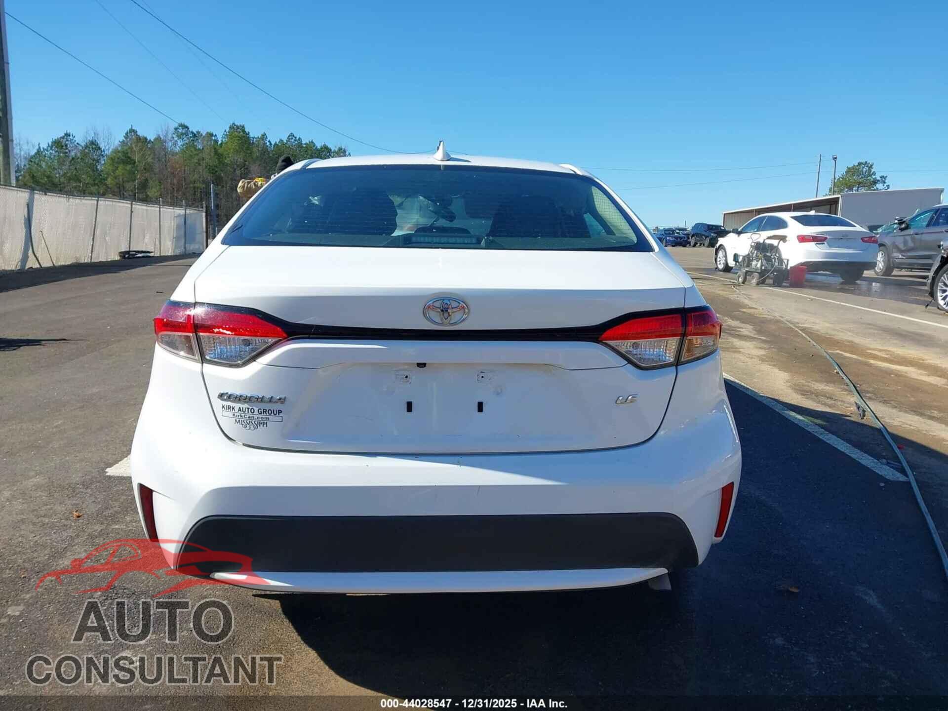 TOYOTA COROLLA 2022 - 5YFEPMAE7NP364657