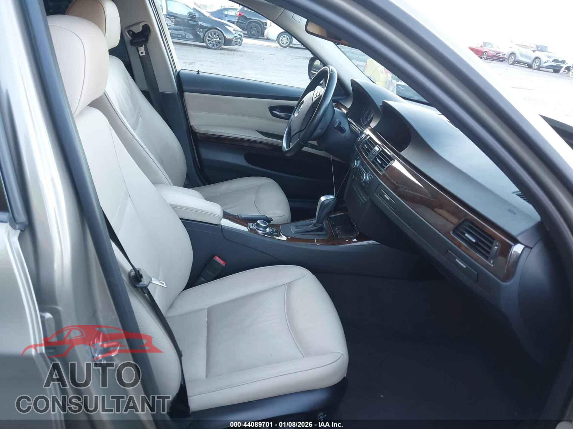 BMW 328I 2011 - WBAPH5C51BA446549