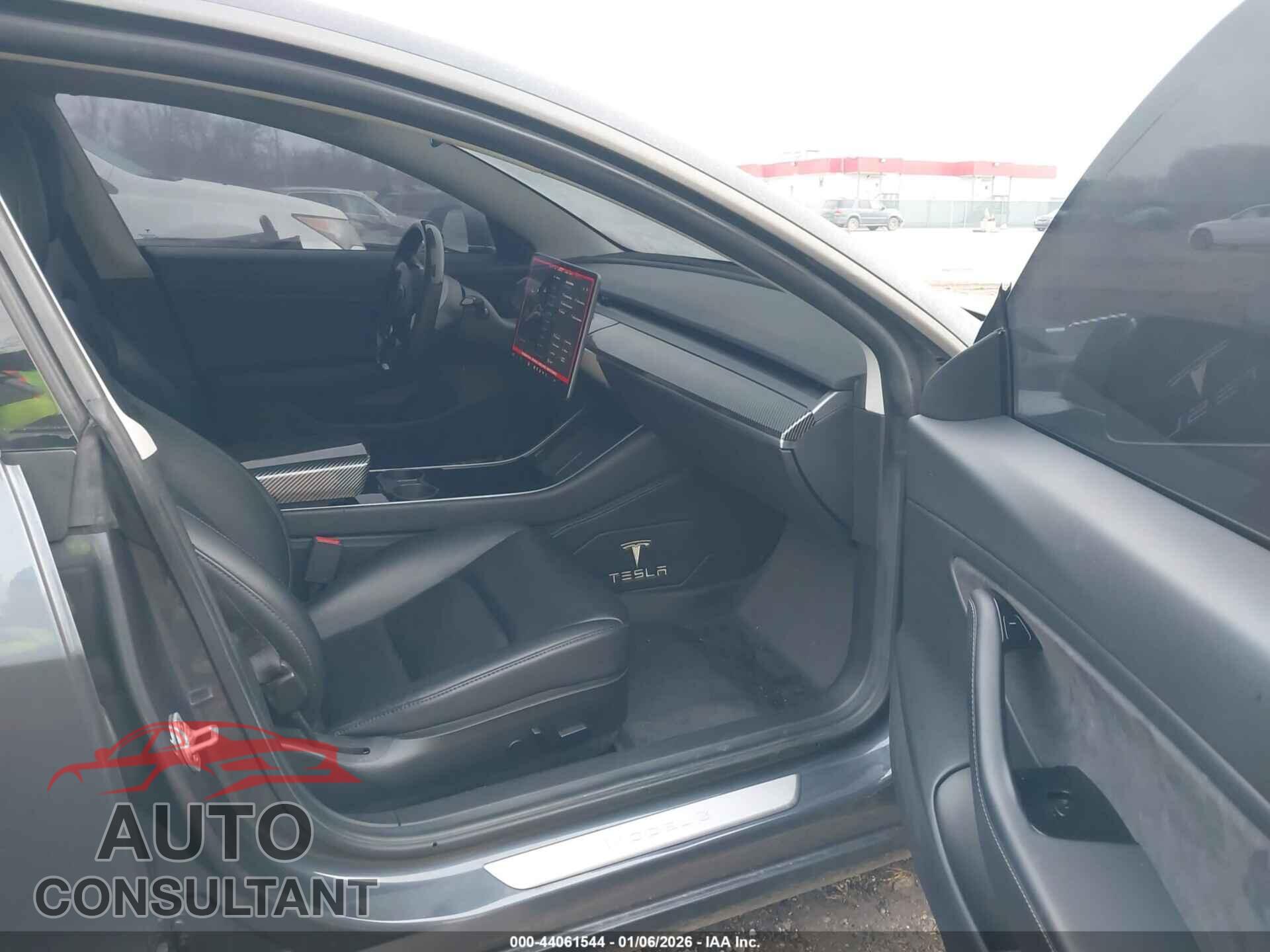 TESLA MODEL 3 2020 - 5YJ3E1EB8LF790345