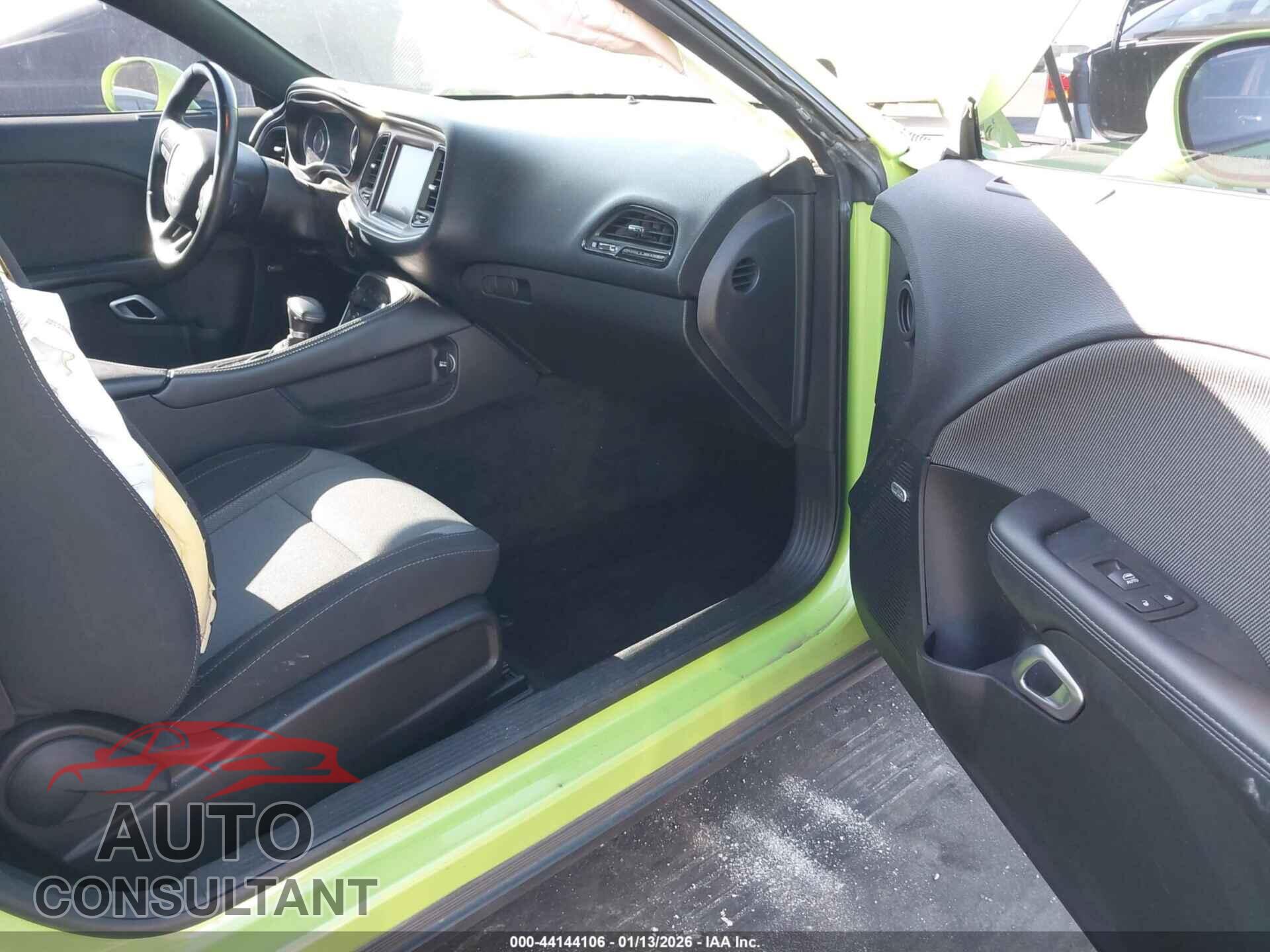 DODGE CHALLENGER 2015 - 2C3CDZAT6FH703609