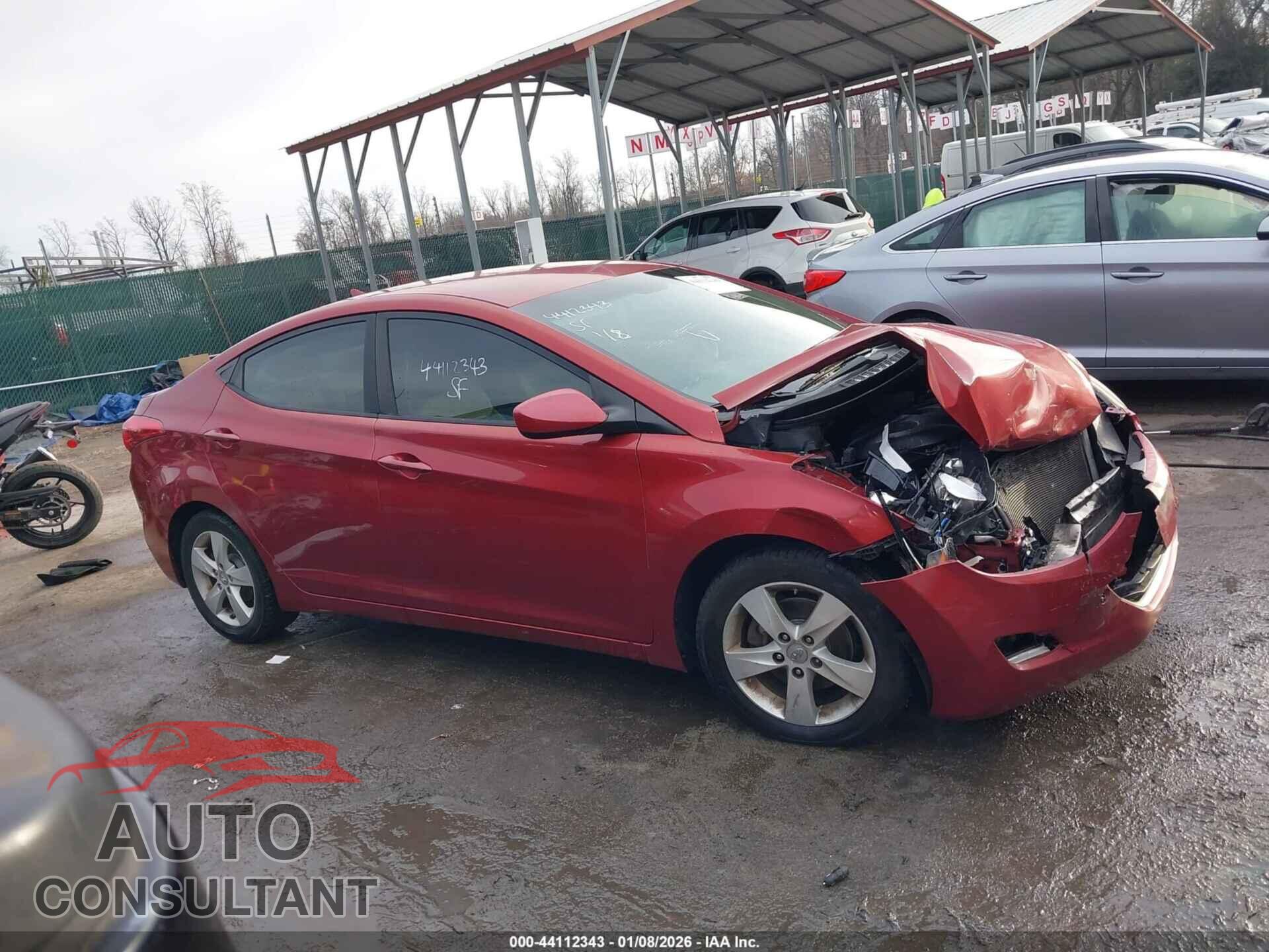 HYUNDAI ELANTRA 2012 - KMHDH4AE9CU211184