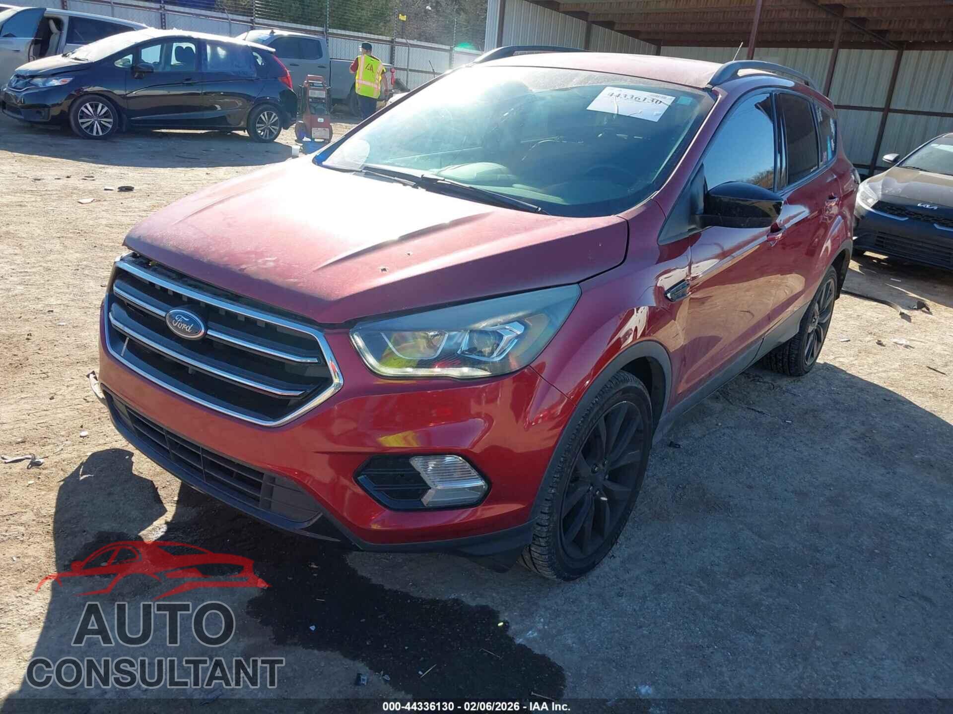 FORD ESCAPE 2017 - 1FMCU0G99HUB88863