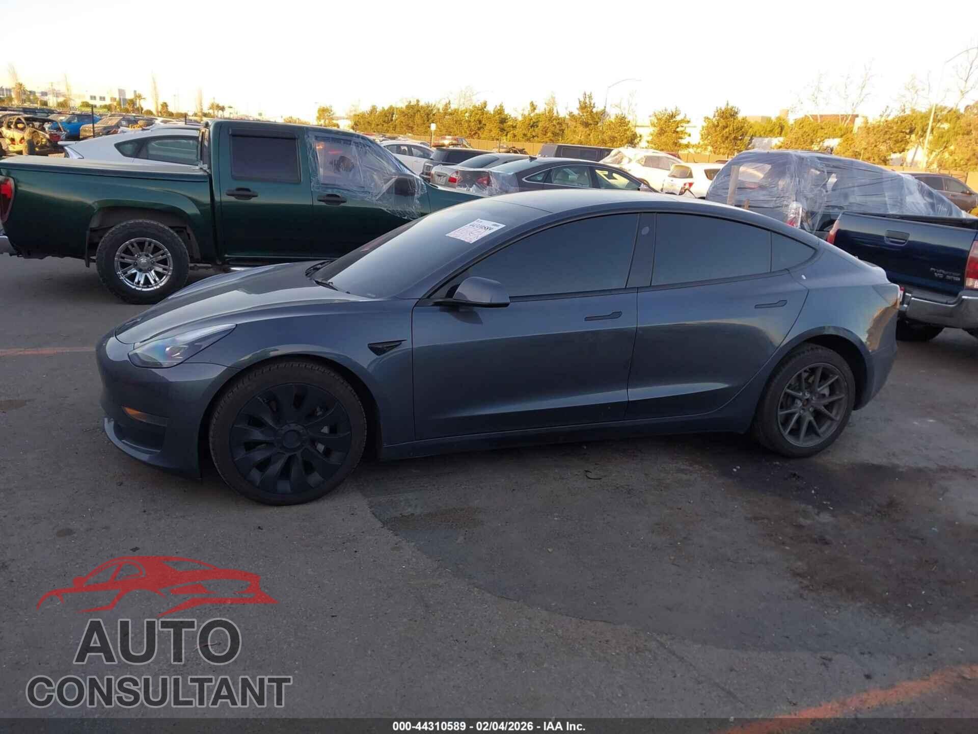 TESLA MODEL 3 2023 - 5YJ3E1EA4PF683046