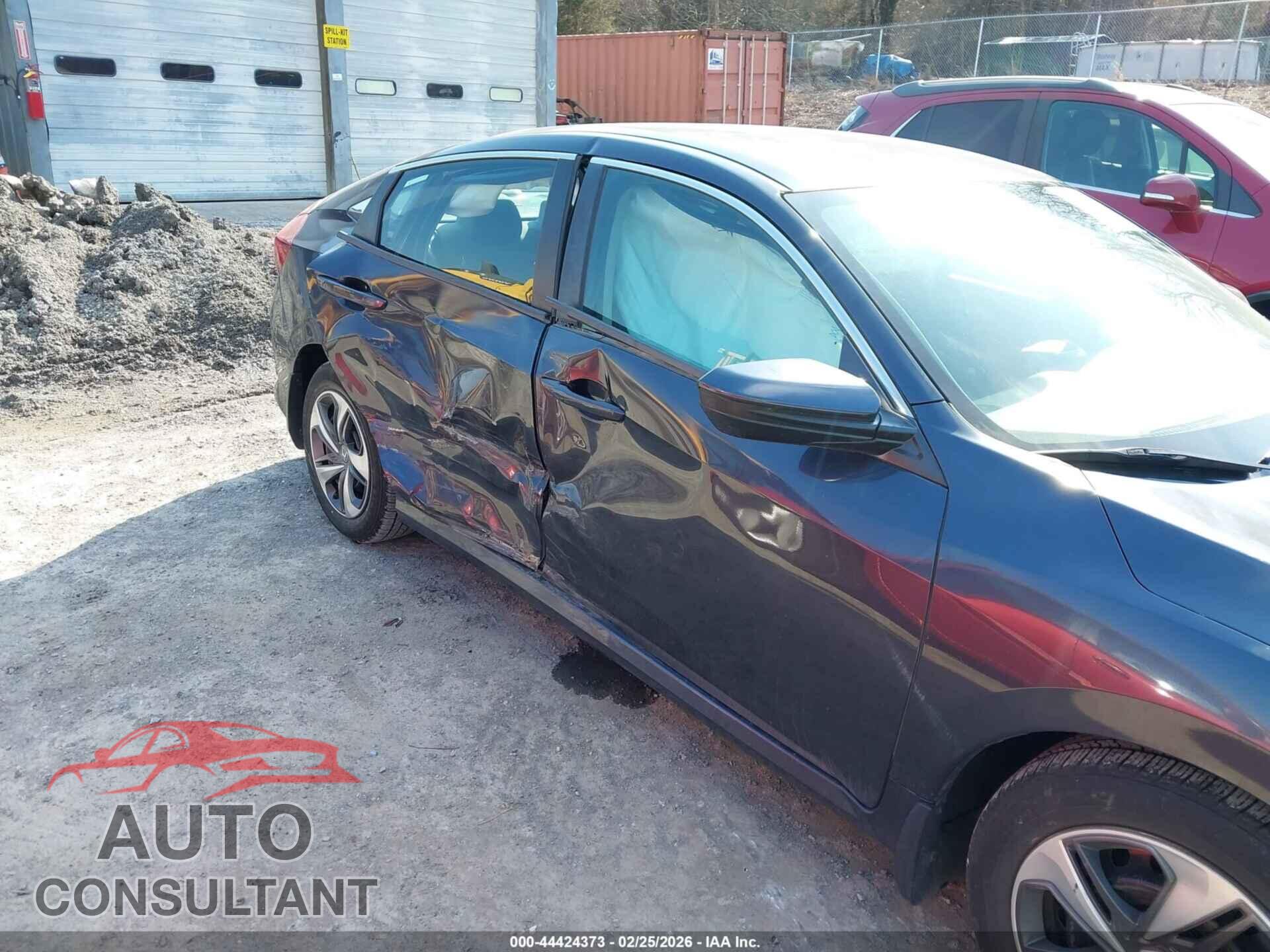 HONDA CIVIC 2019 - 2HGFC2F63KH549040