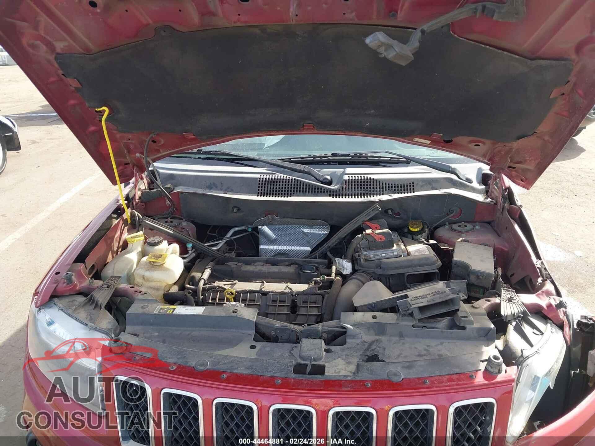 JEEP COMPASS 2015 - 1C4NJCBA7FD418468