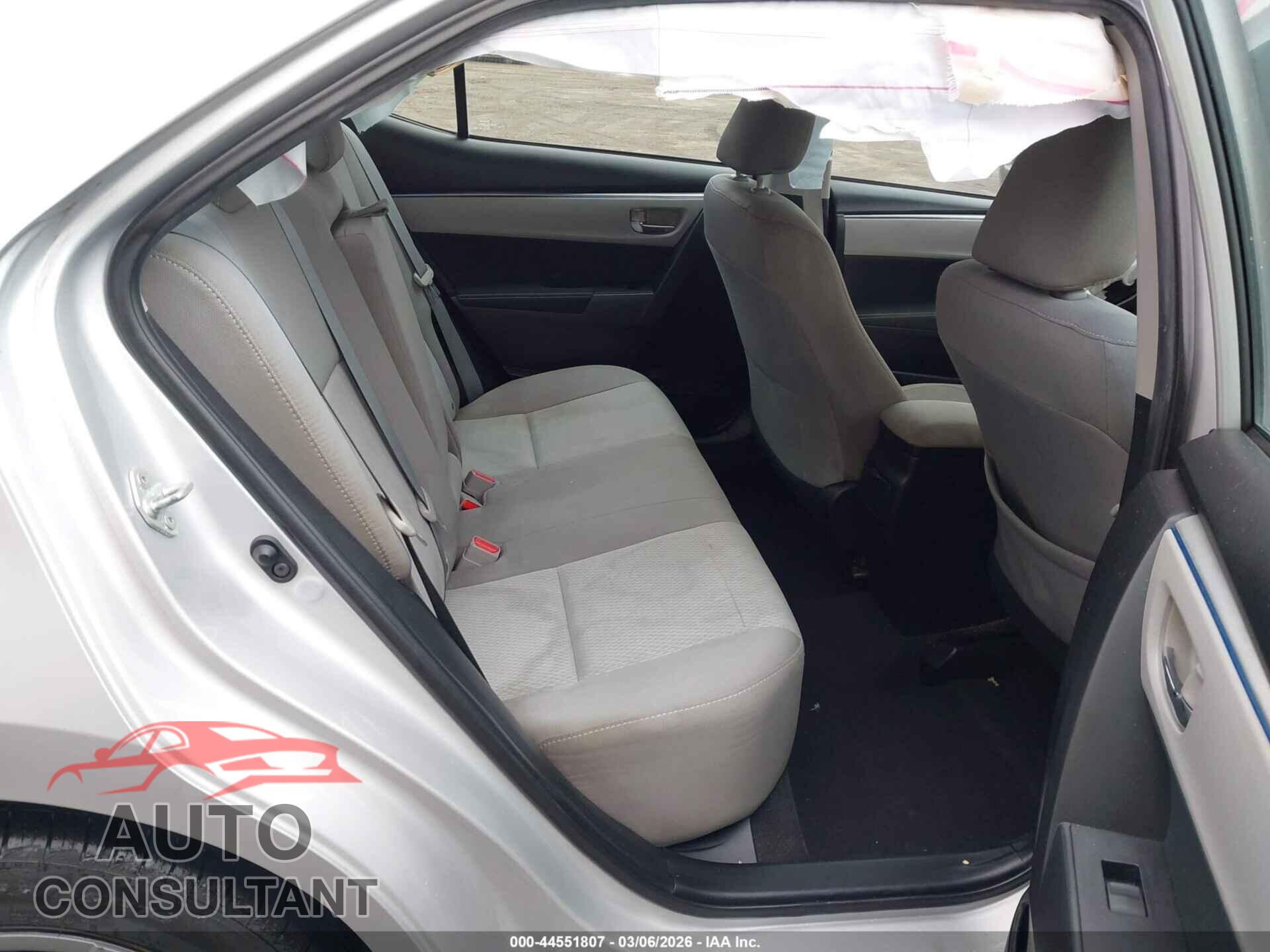 TOYOTA COROLLA 2015 - 2T1BURHE6FC458254