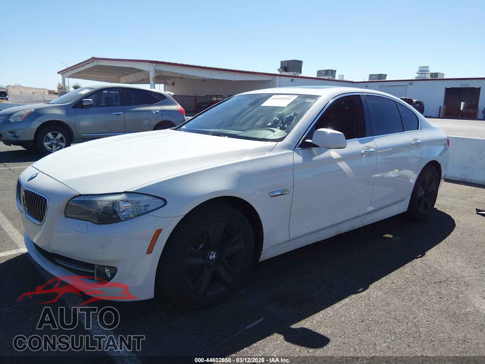 BMW 528I 2013 - WBAXG5C55DD232362