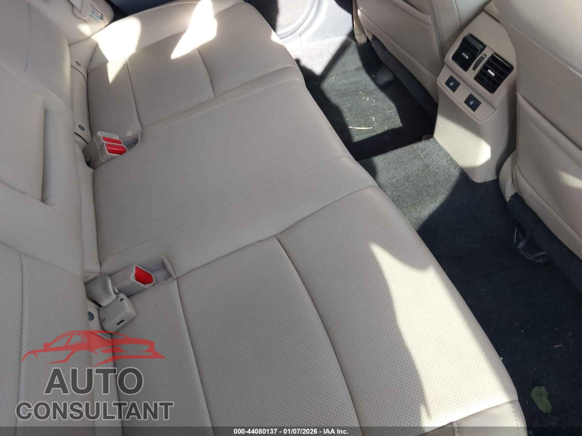 SUBARU OUTBACK 2015 - 4S4BSBLC2F3256857