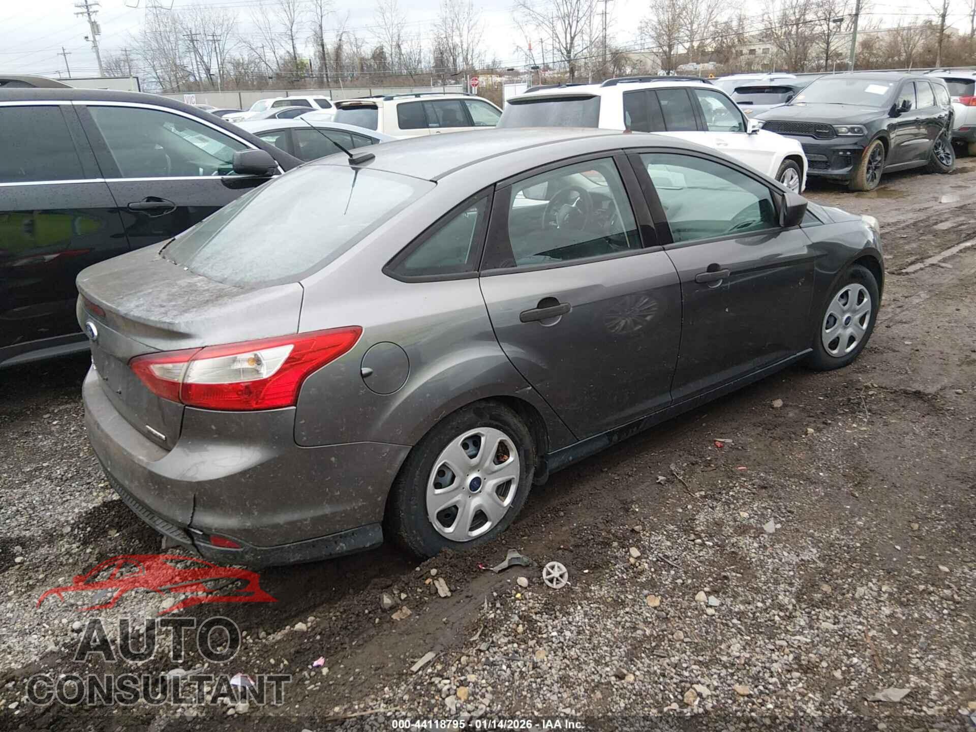 FORD FOCUS 2014 - 1FADP3E20EL373835